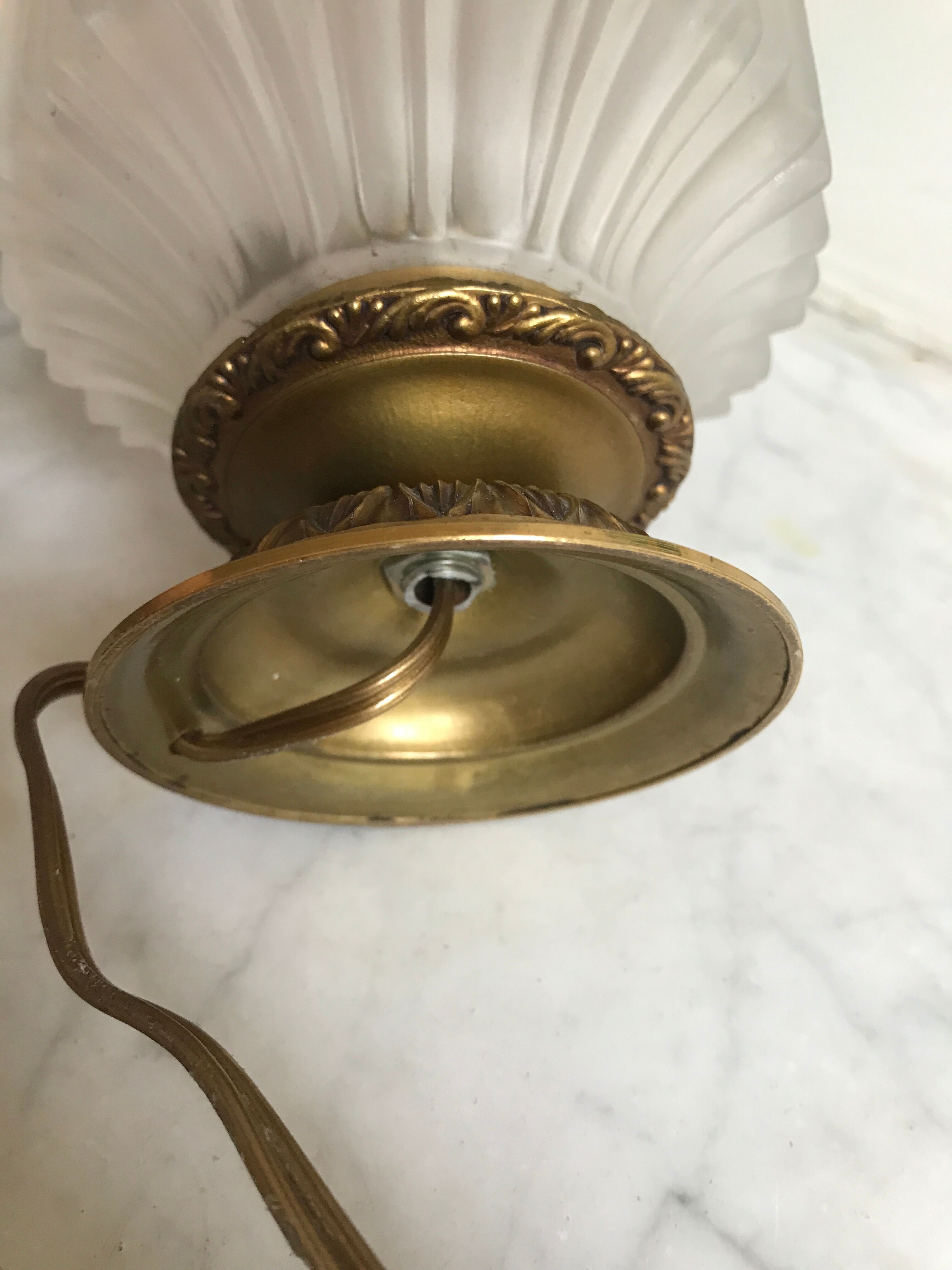 Table lamp- globe Art Deco skyscraper