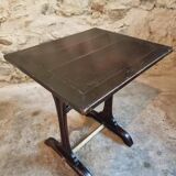 Table d'appoint ancienne française en noyer / Petite table d'écriture – Noyer teinté noir avec des nuances rougeâtres – Fin XIXe / début XXe siècle