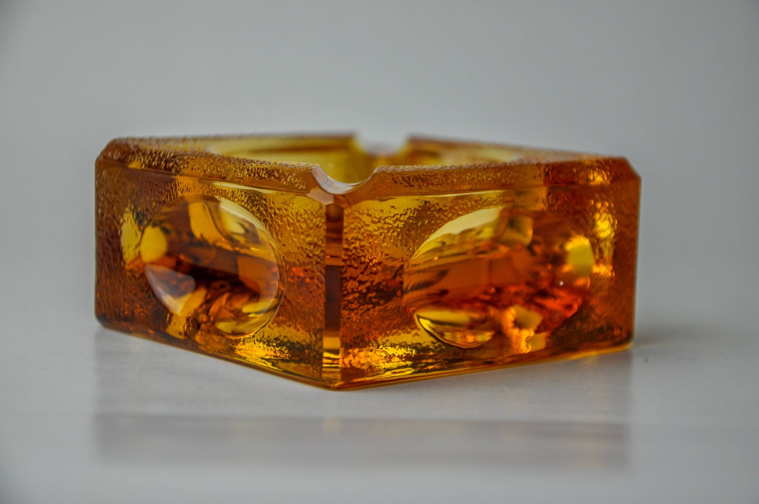 Orange ice cube ashtray by Antonio Imperatore, Murano glass, Italy, 1970