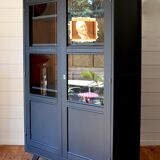 Glass cabinet