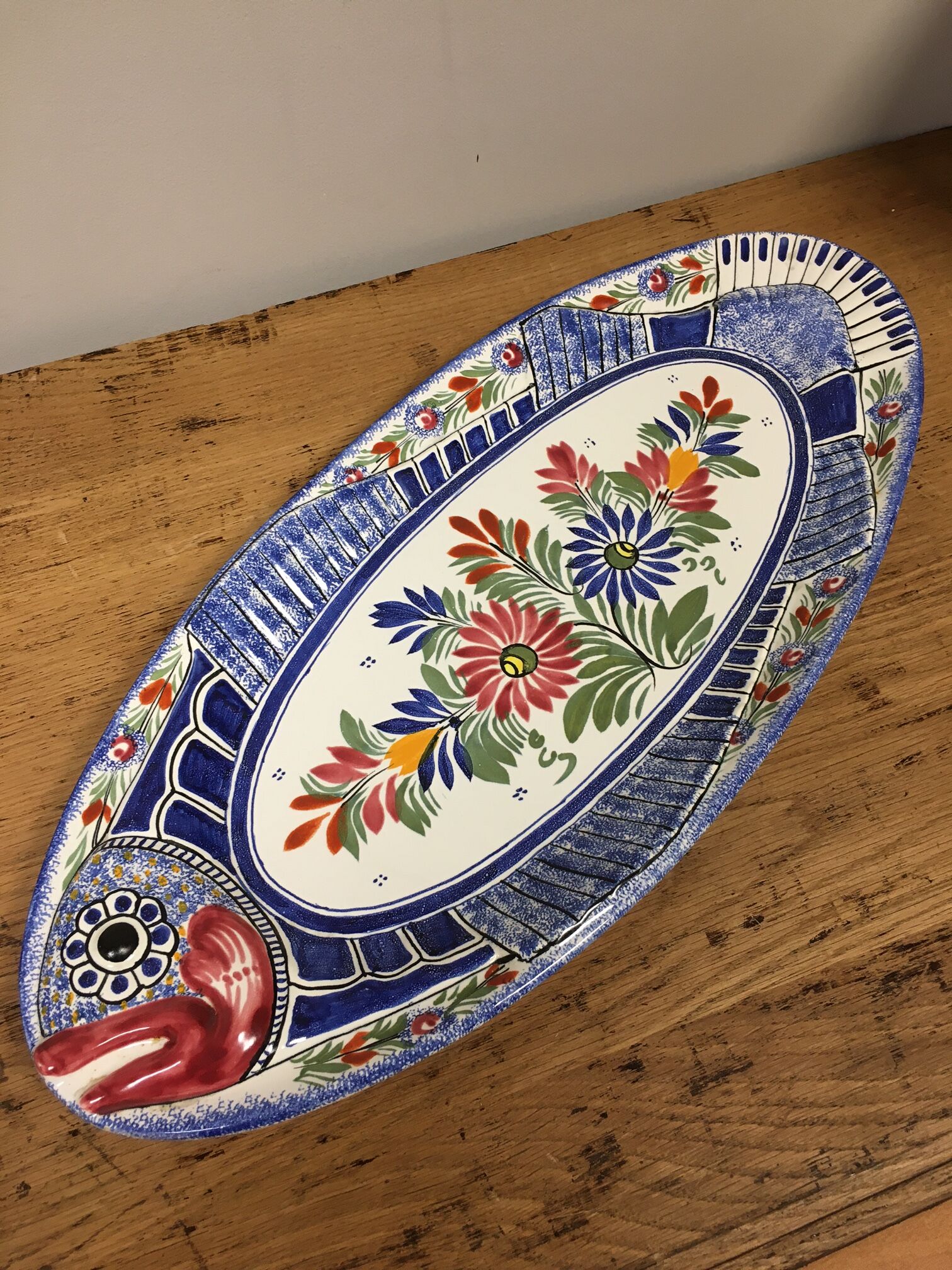 Fish dish henriot quimper