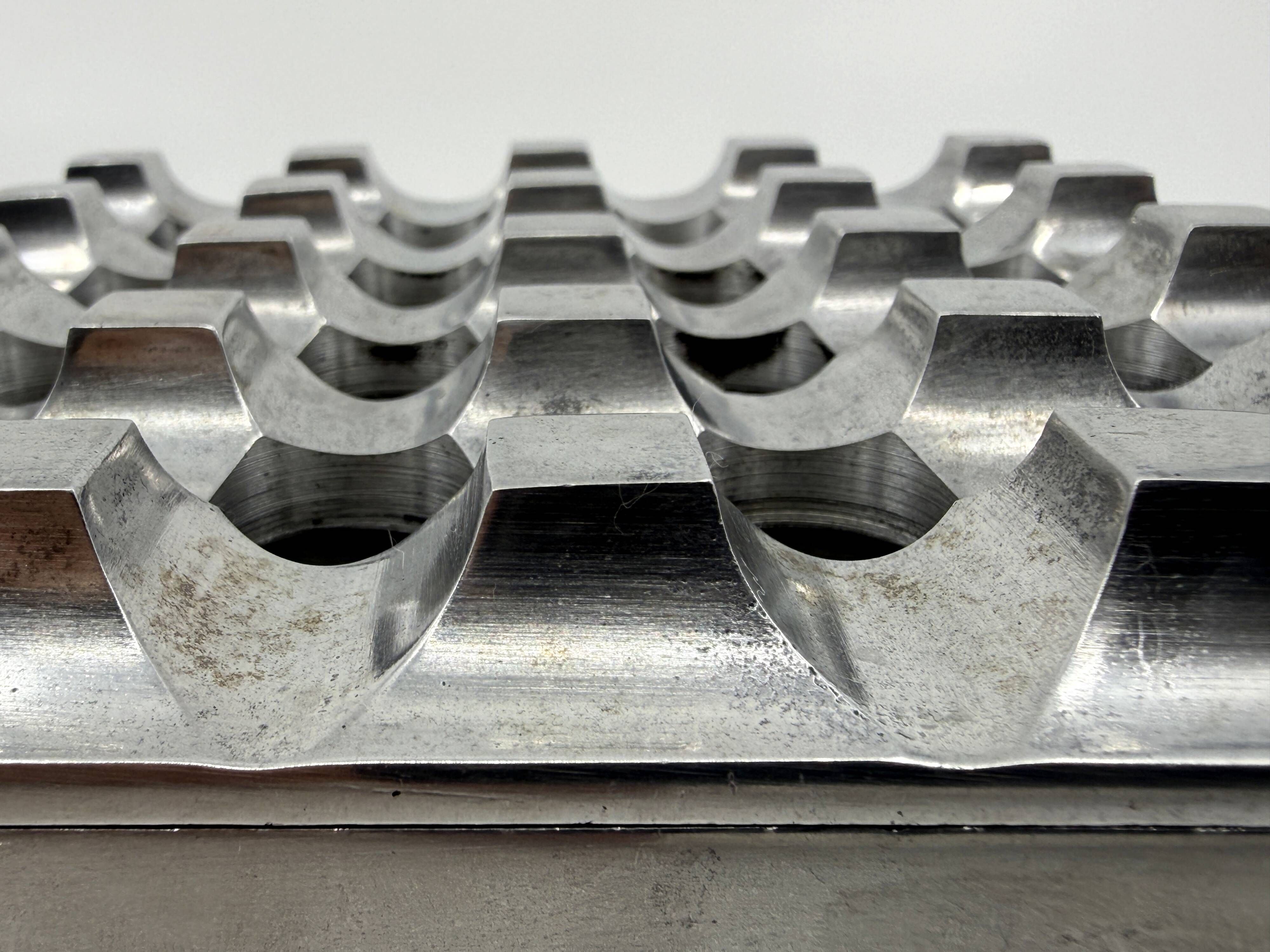Ultima Ashtray 15 • Design by Ljungberg & Bäckström • 1960-70 • signed BL