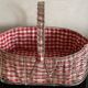 Panier en fer et vichy rouge