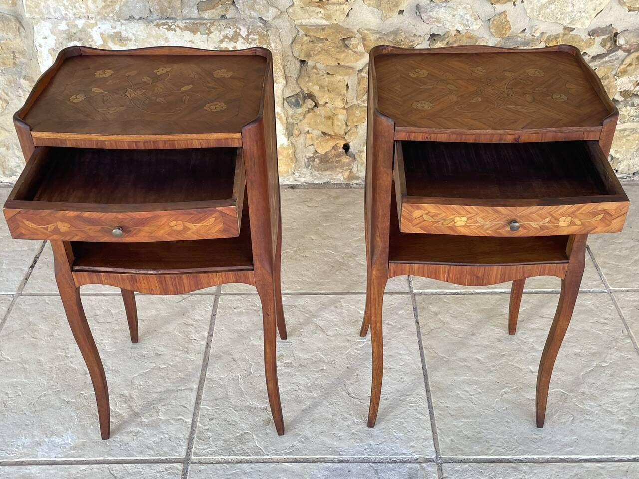 Paire de chevets , Style Louis XV en Palissandre