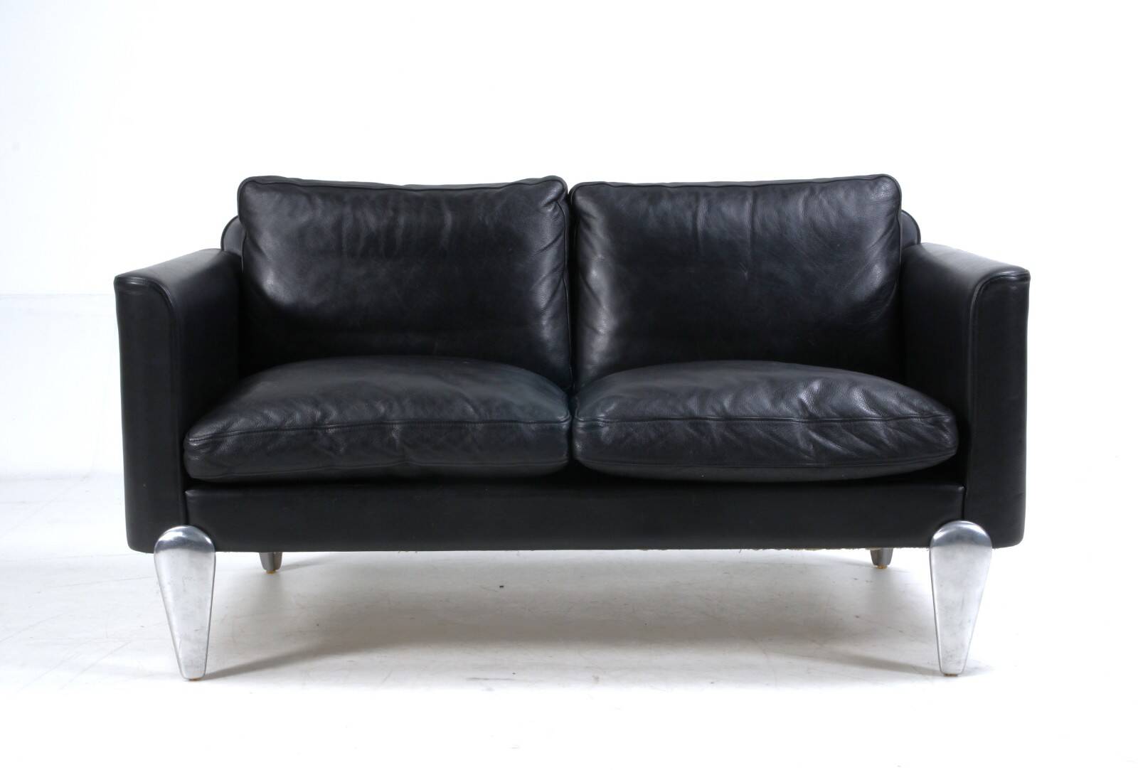 Vintage danish soren holst black leather 2 seater sofa with aluminium legs