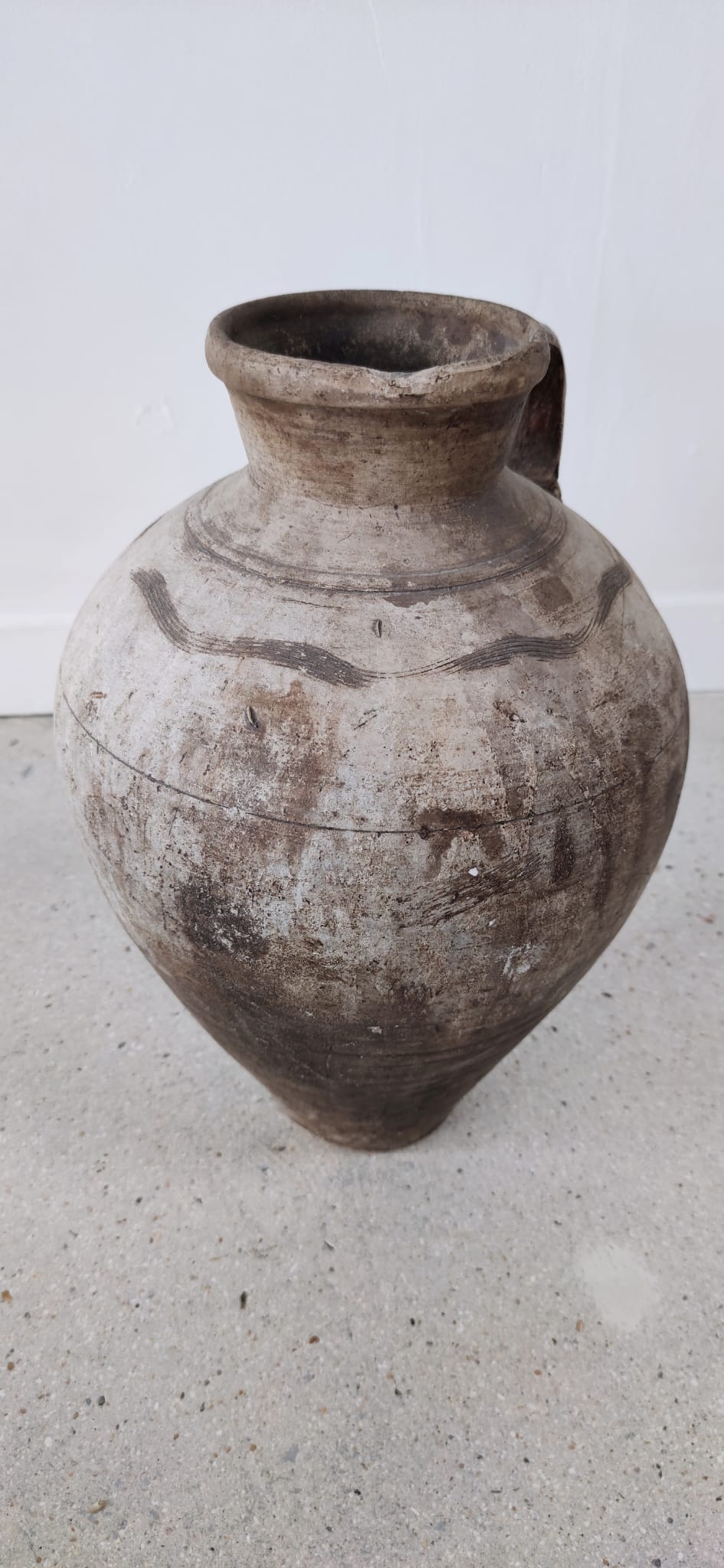 Terracotta amphora (clear) H:42cm