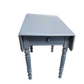 Drop-leaf table