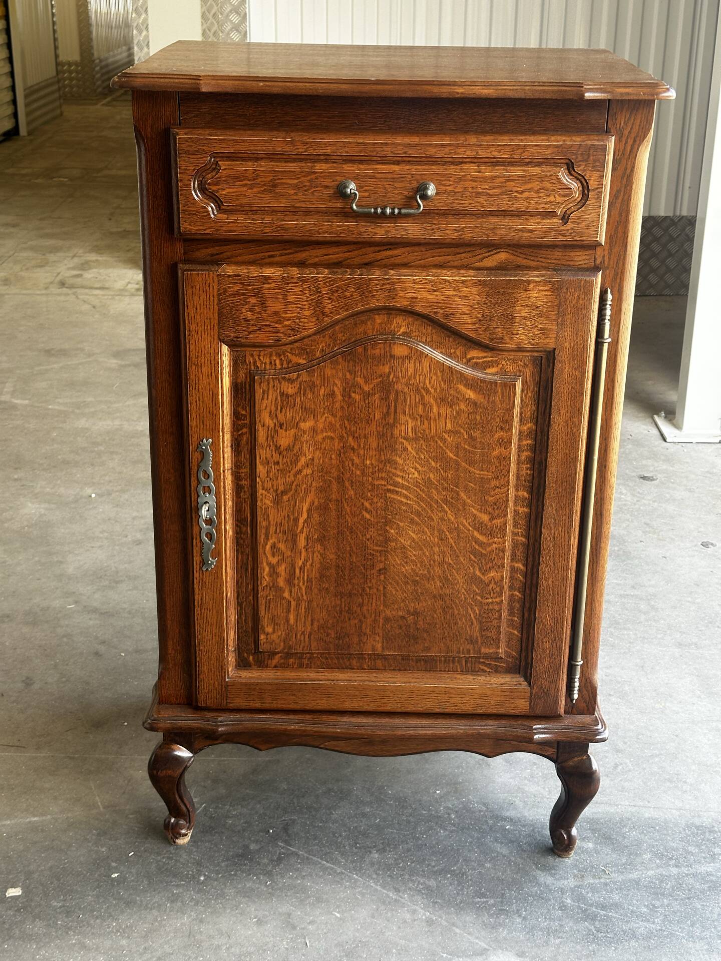 Vintage solid oak furniture for a vinyl turntable.