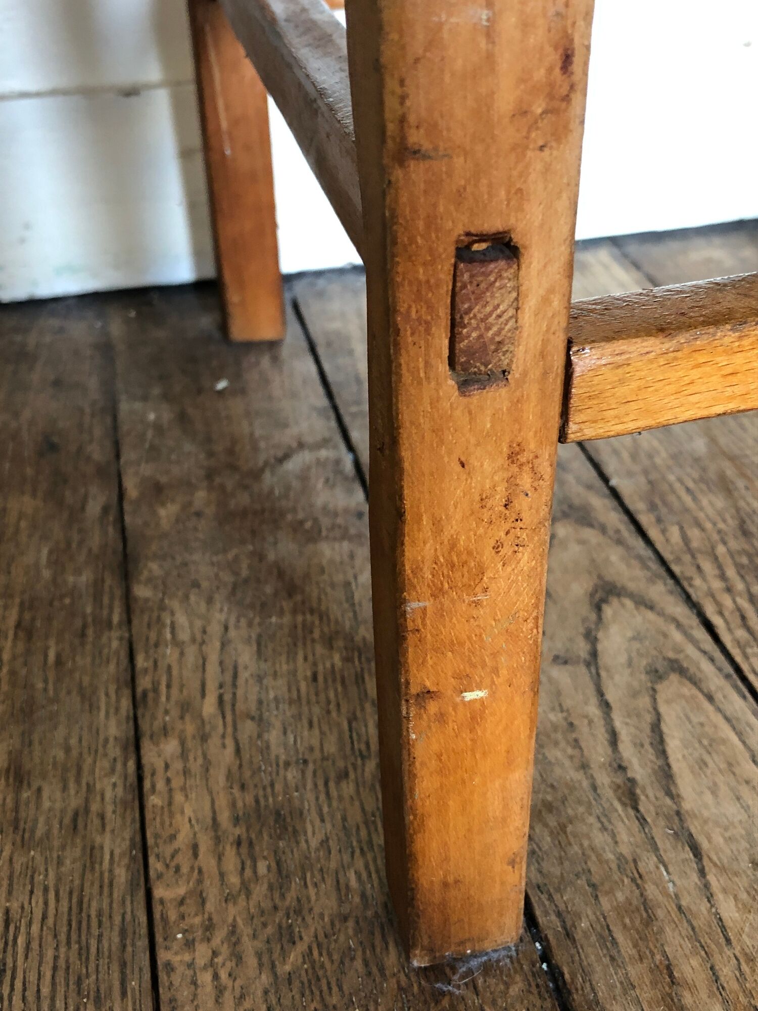 Chair made of wood and rope