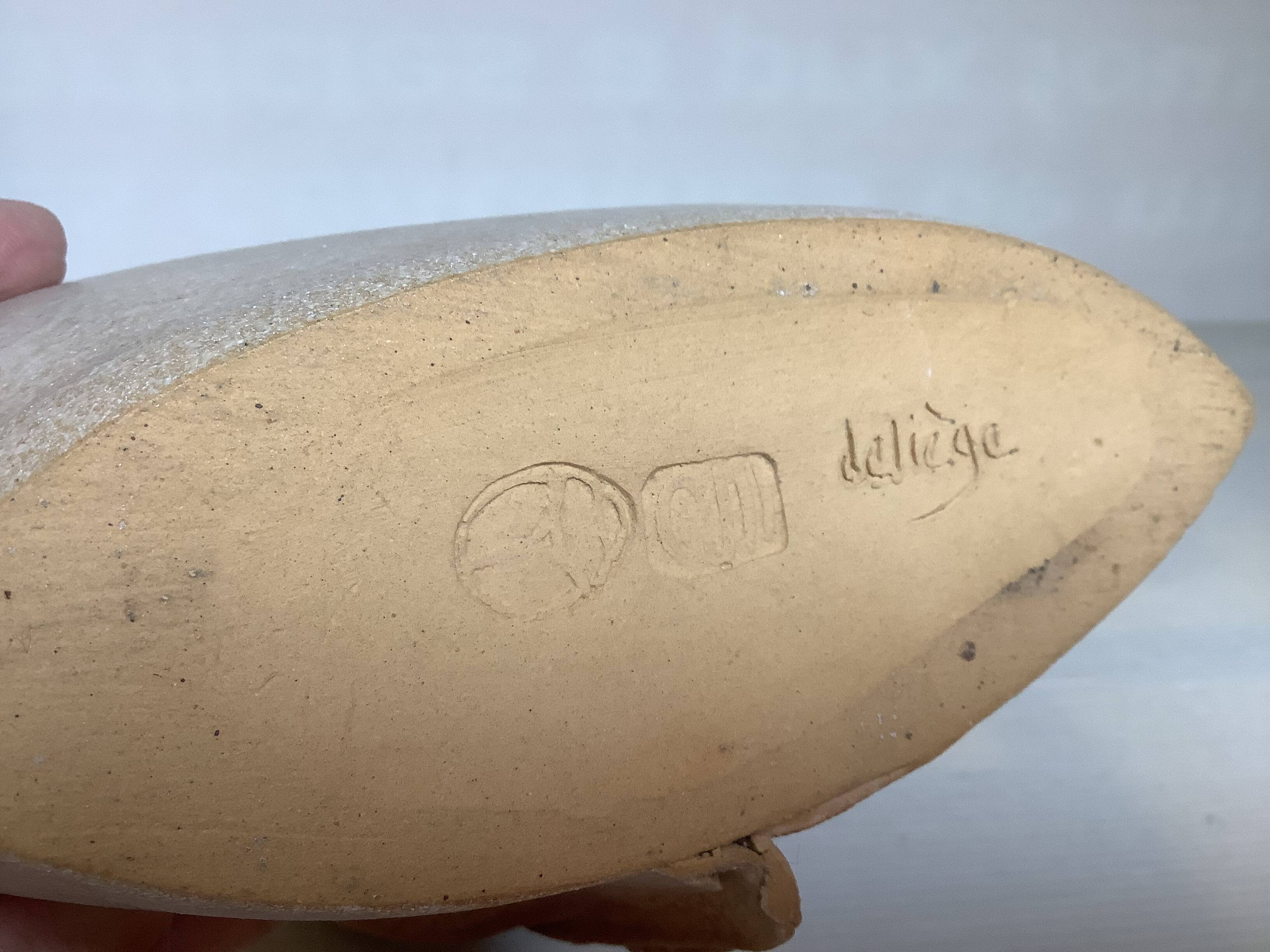 Vase signed by the ceramist Georges Deliège