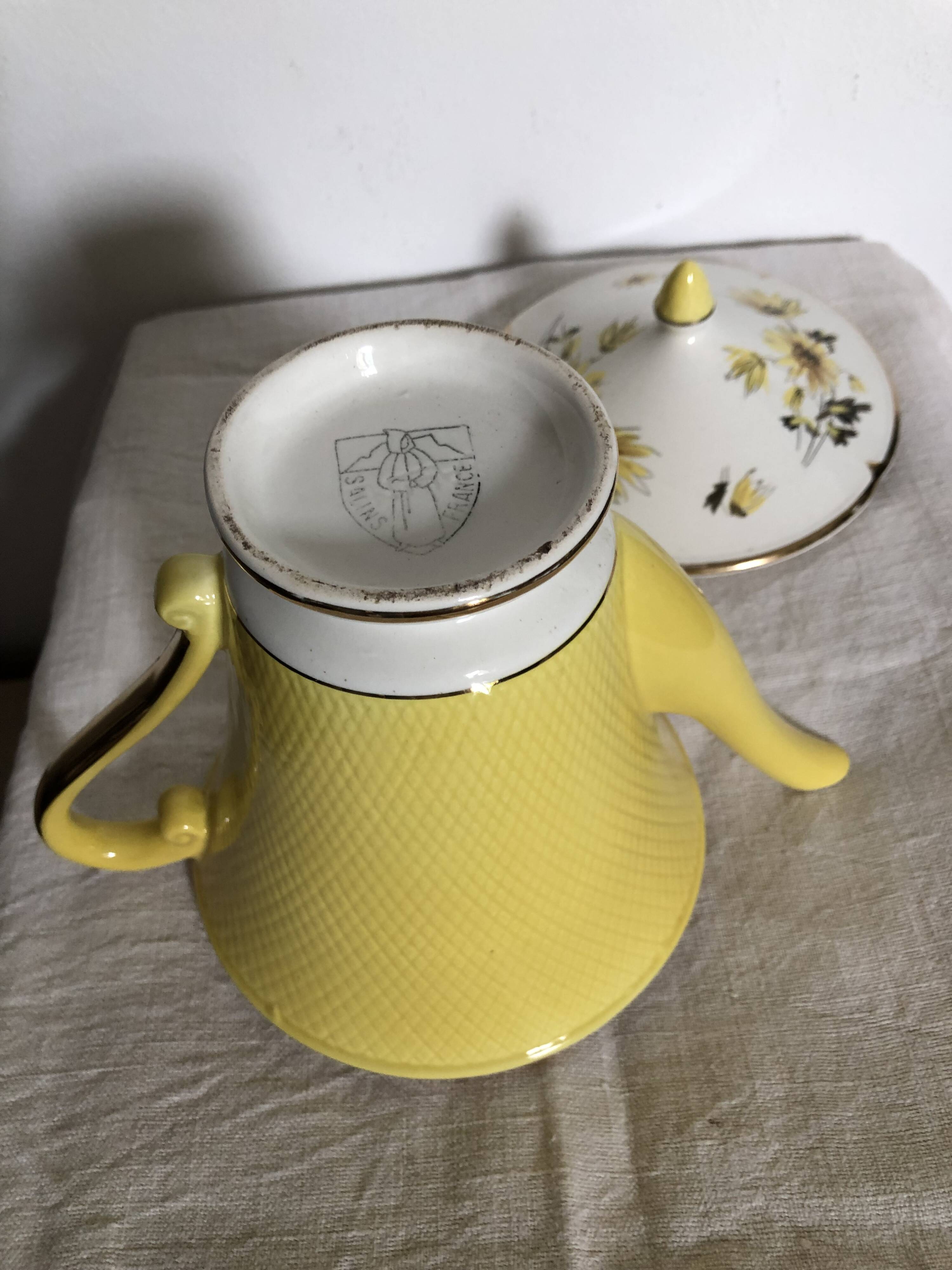 Cafetière vintage.Salins.