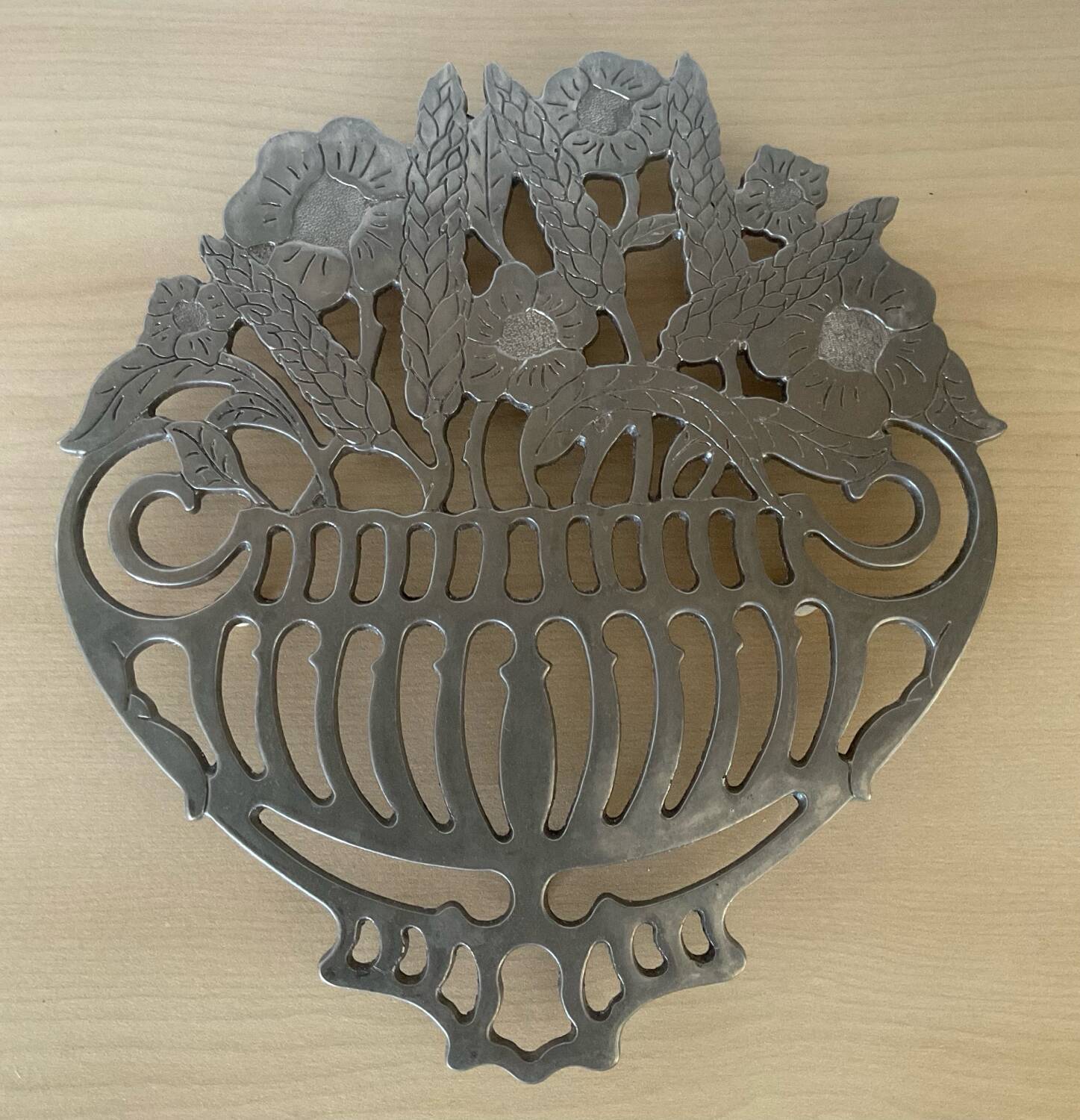 Piero Maestri Italy trivet from the 50s-60s