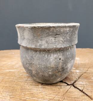 Cast iron flower pot grey planter