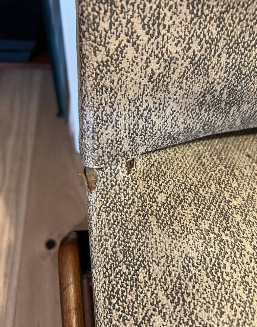 (Lot) 2 teak designer chairs (1950s)