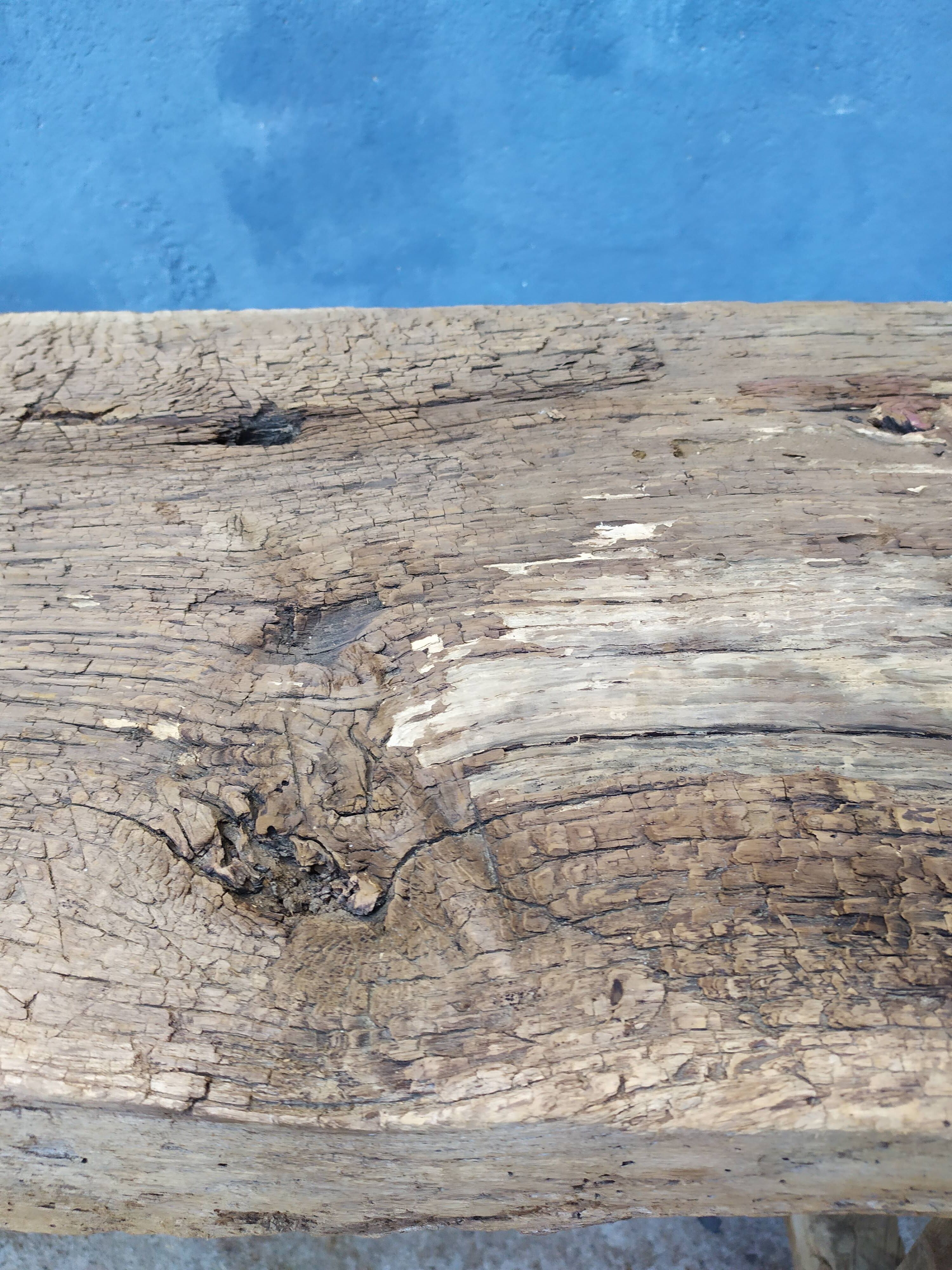 Old established stripped