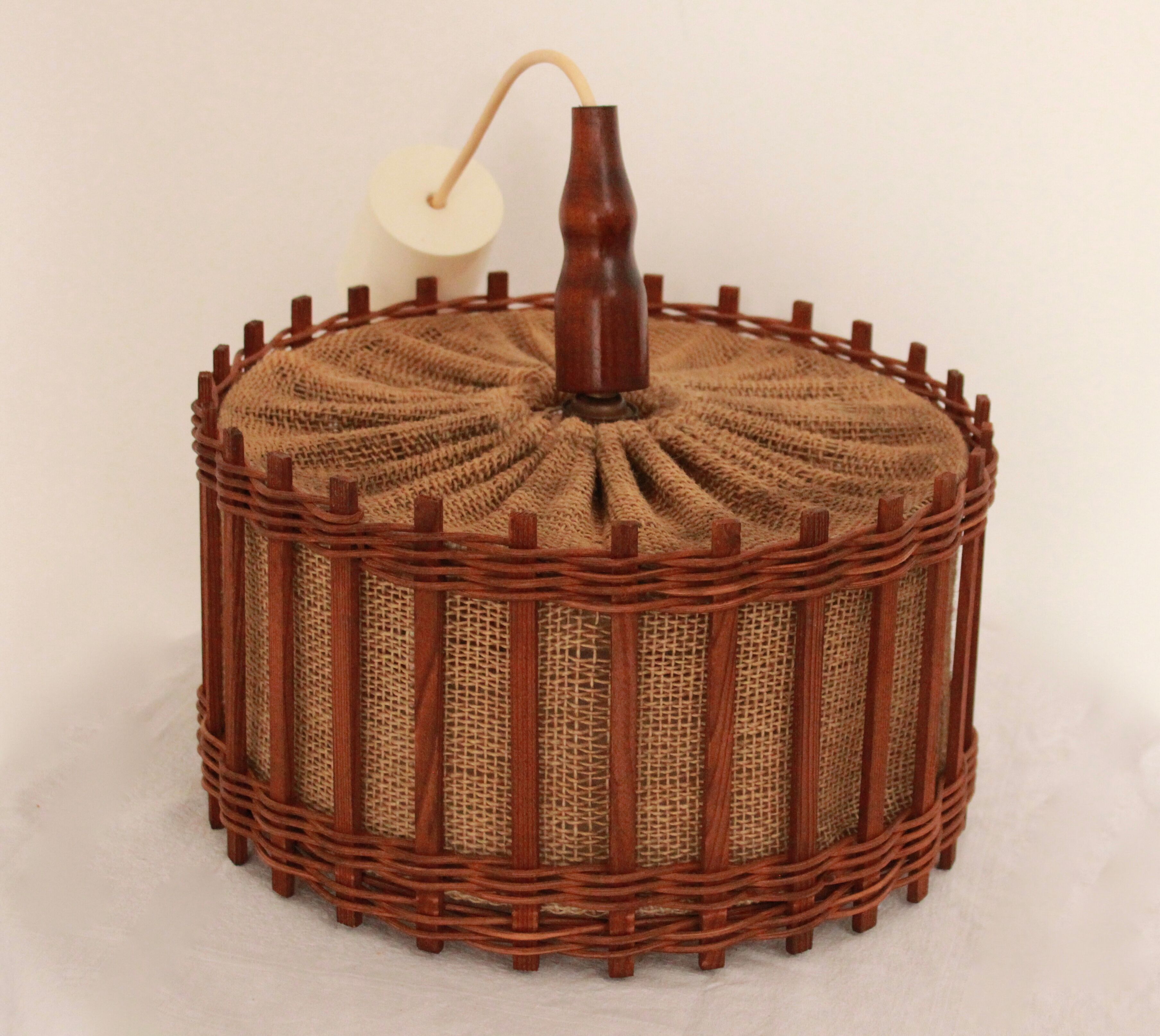 Pair of rattan suspensions