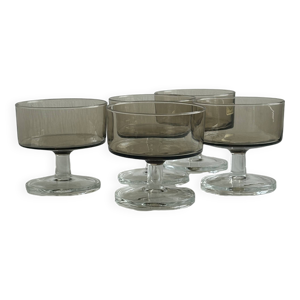 5 coupes à dessert en