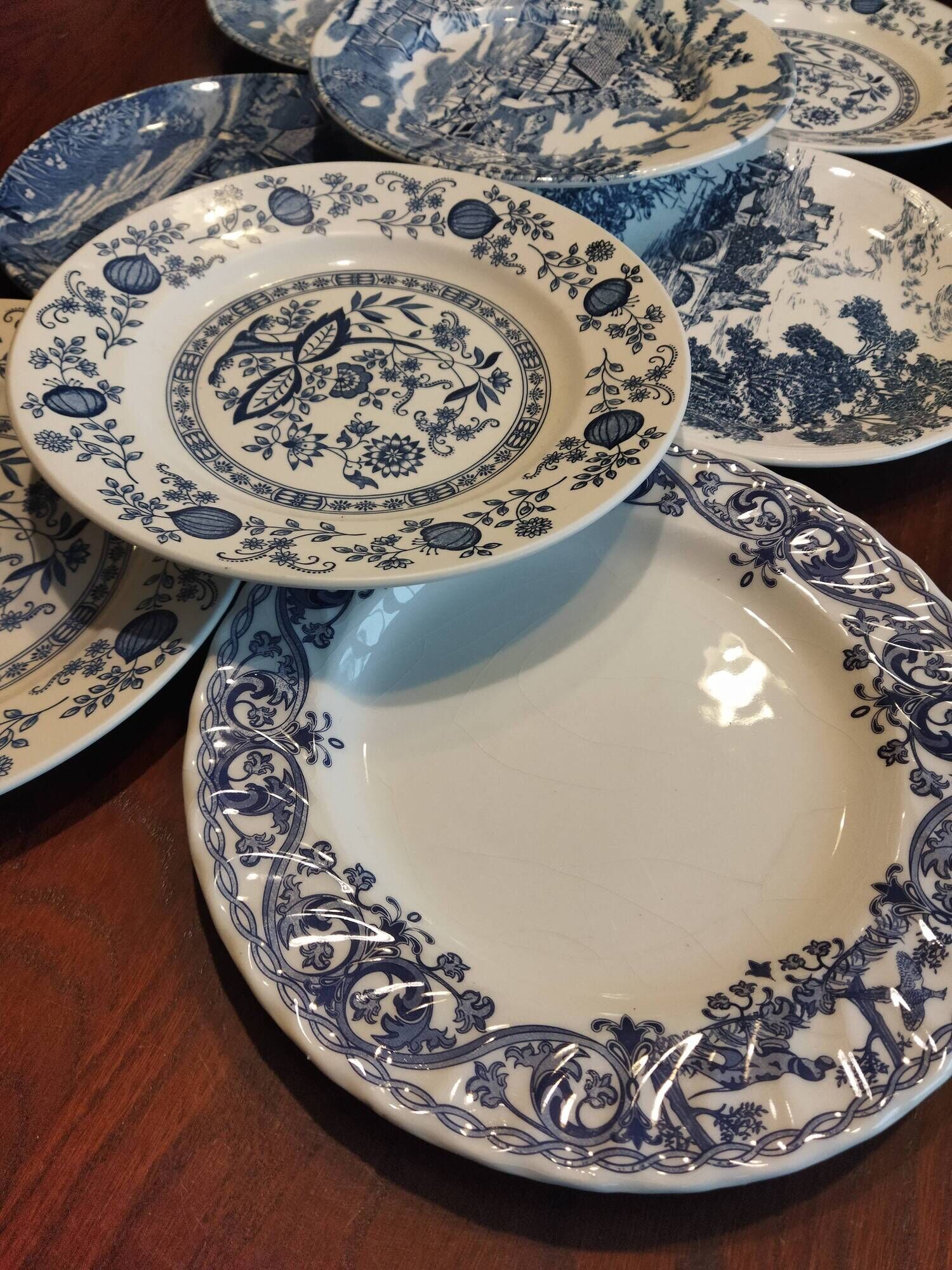 8 blue & white dinner plates (Royal Tudor Gien Lunéville Ceraminter)