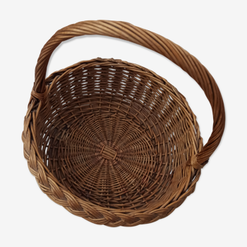 Wicker basket