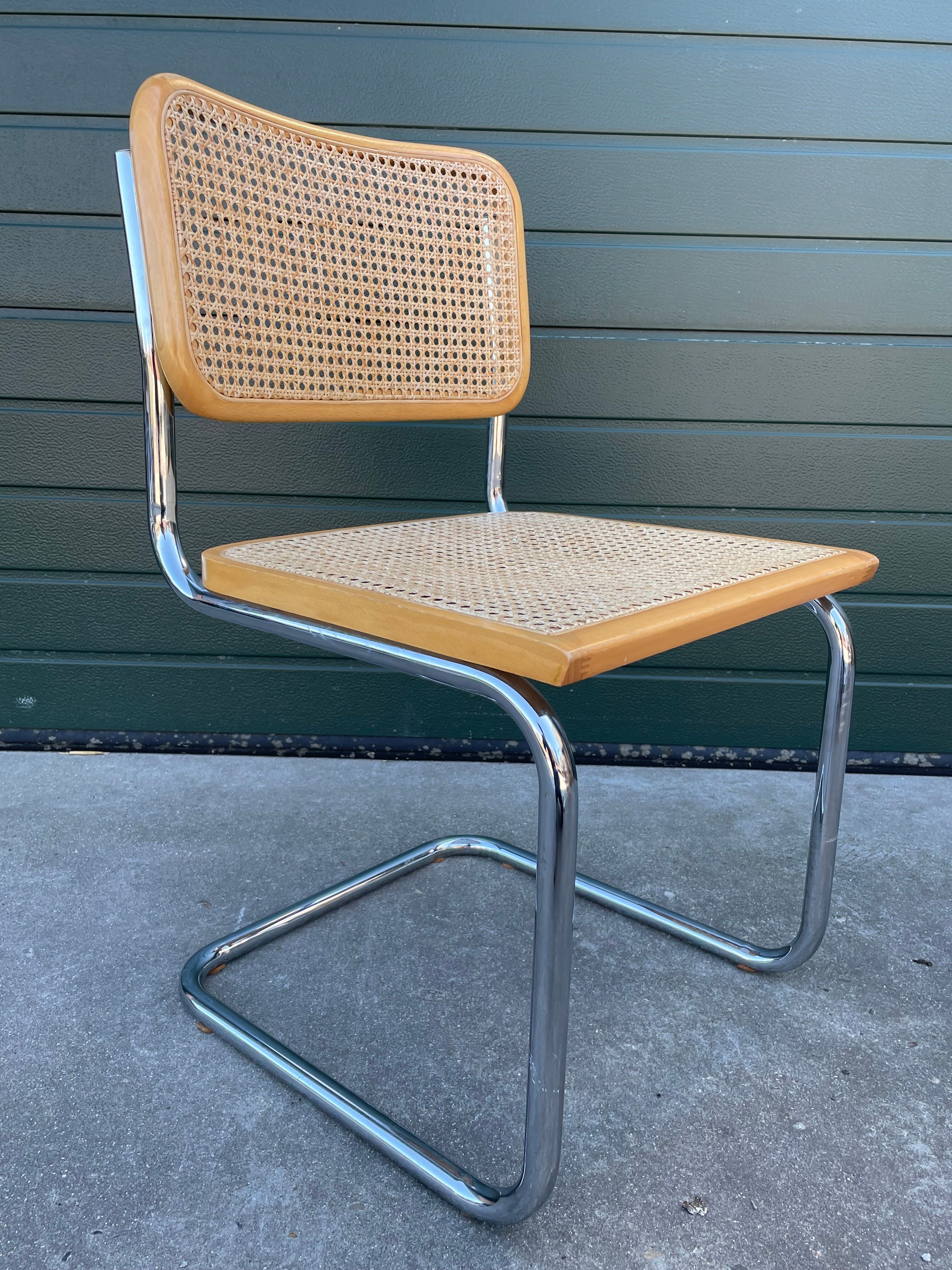Set of 4 vintage Chairs model Cesca B32 designed by Marcel Breuer Design