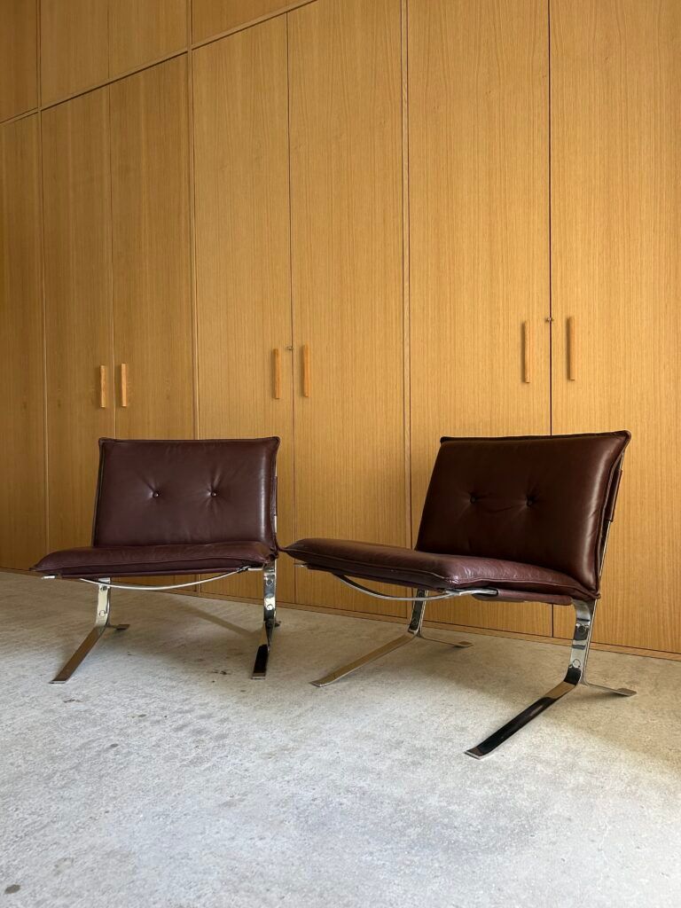Airborne chairs - Joker -