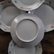 Twelve-panel floral plates

1960s.