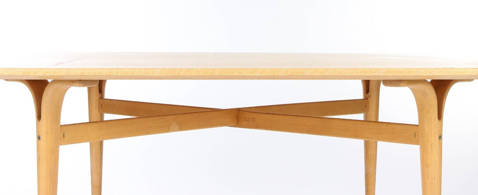 Bruno Mathsson coffee table in birch published by Karl Mathsson (Sweden, 1969)