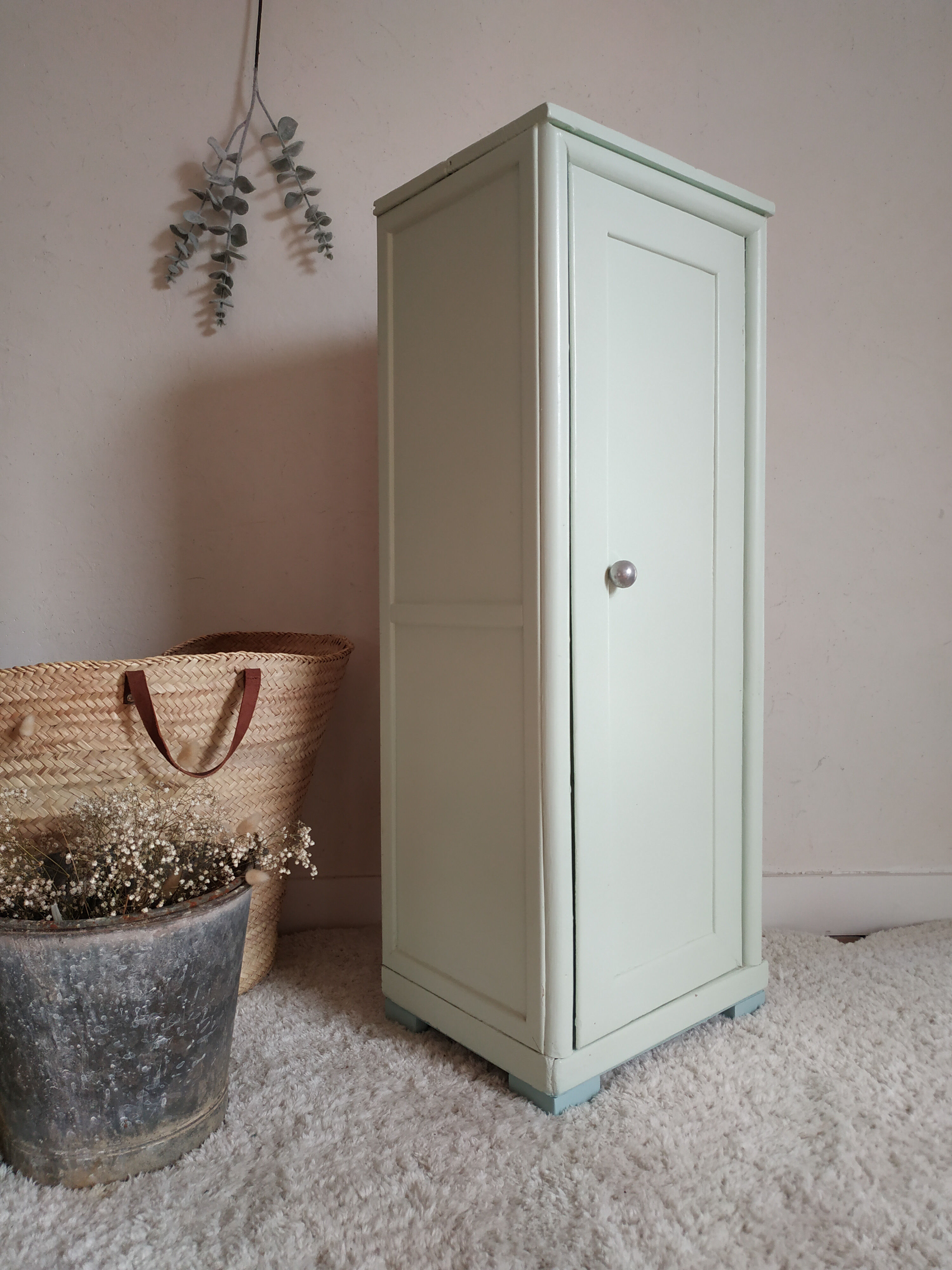 Renovated mado wardrobe