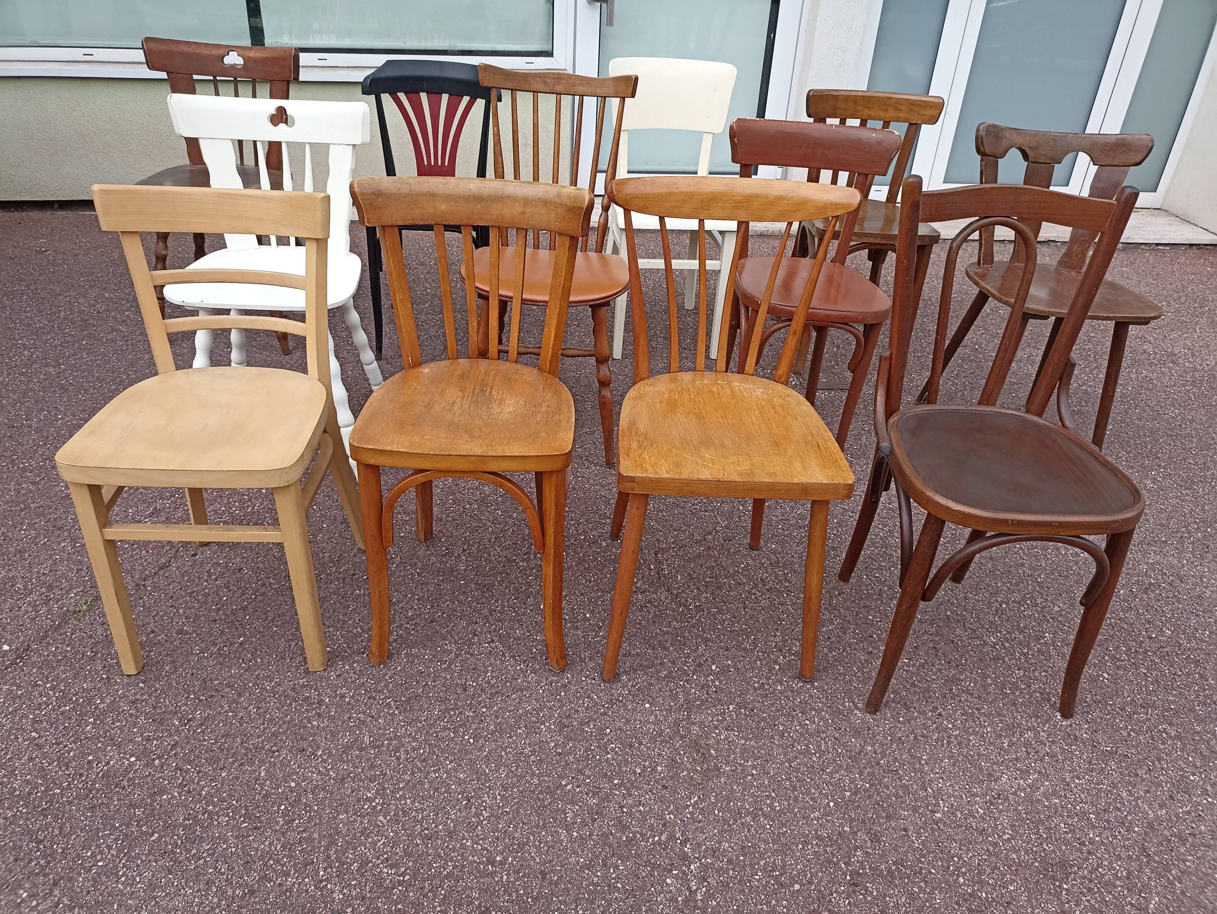 Set of 12 mismatched wooden bistro chairs - vintage