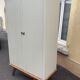 Armoire vintage pieds compas