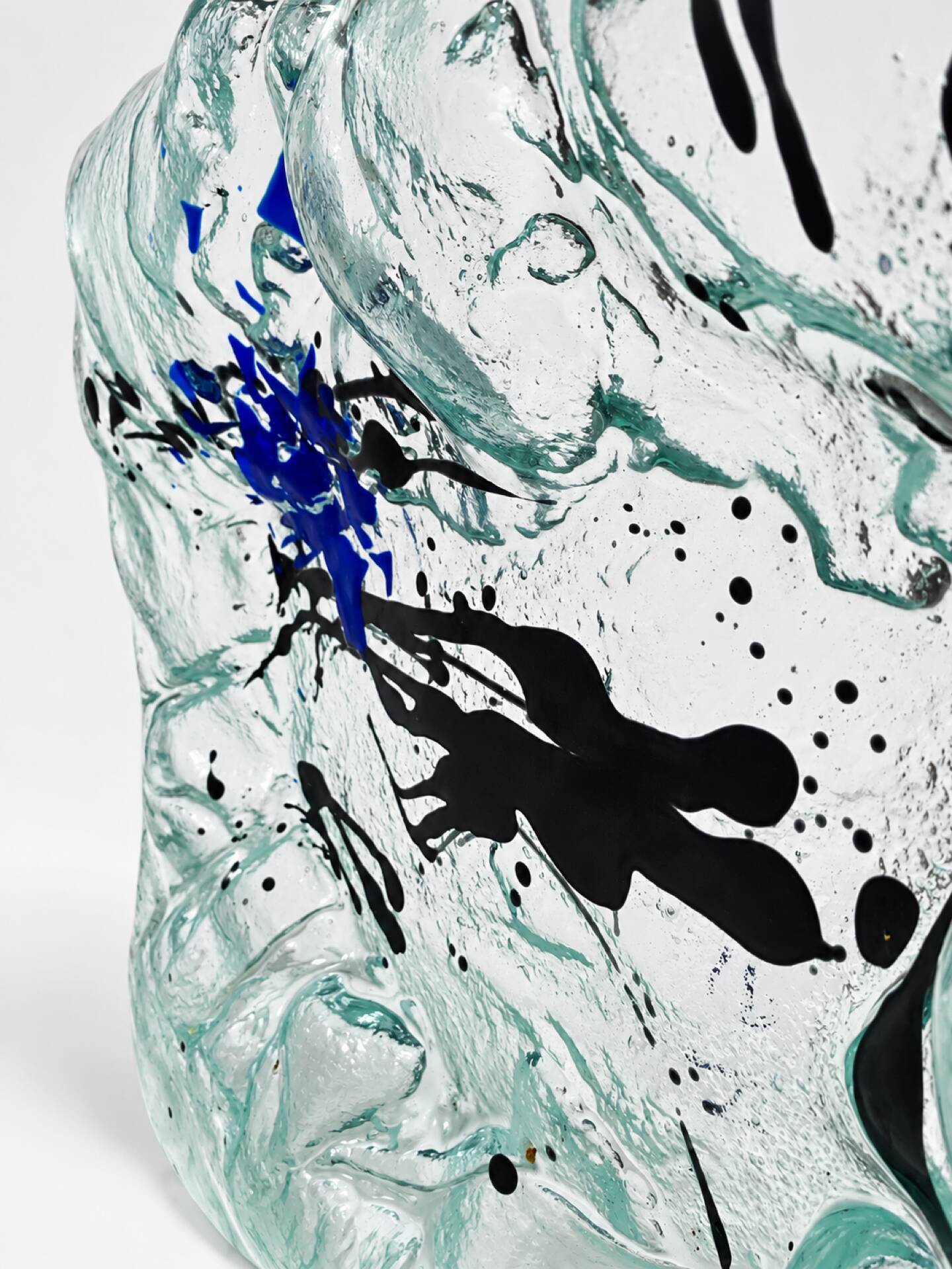 Grand centre de table en verre fusionné – pièce sculpturale abstraite