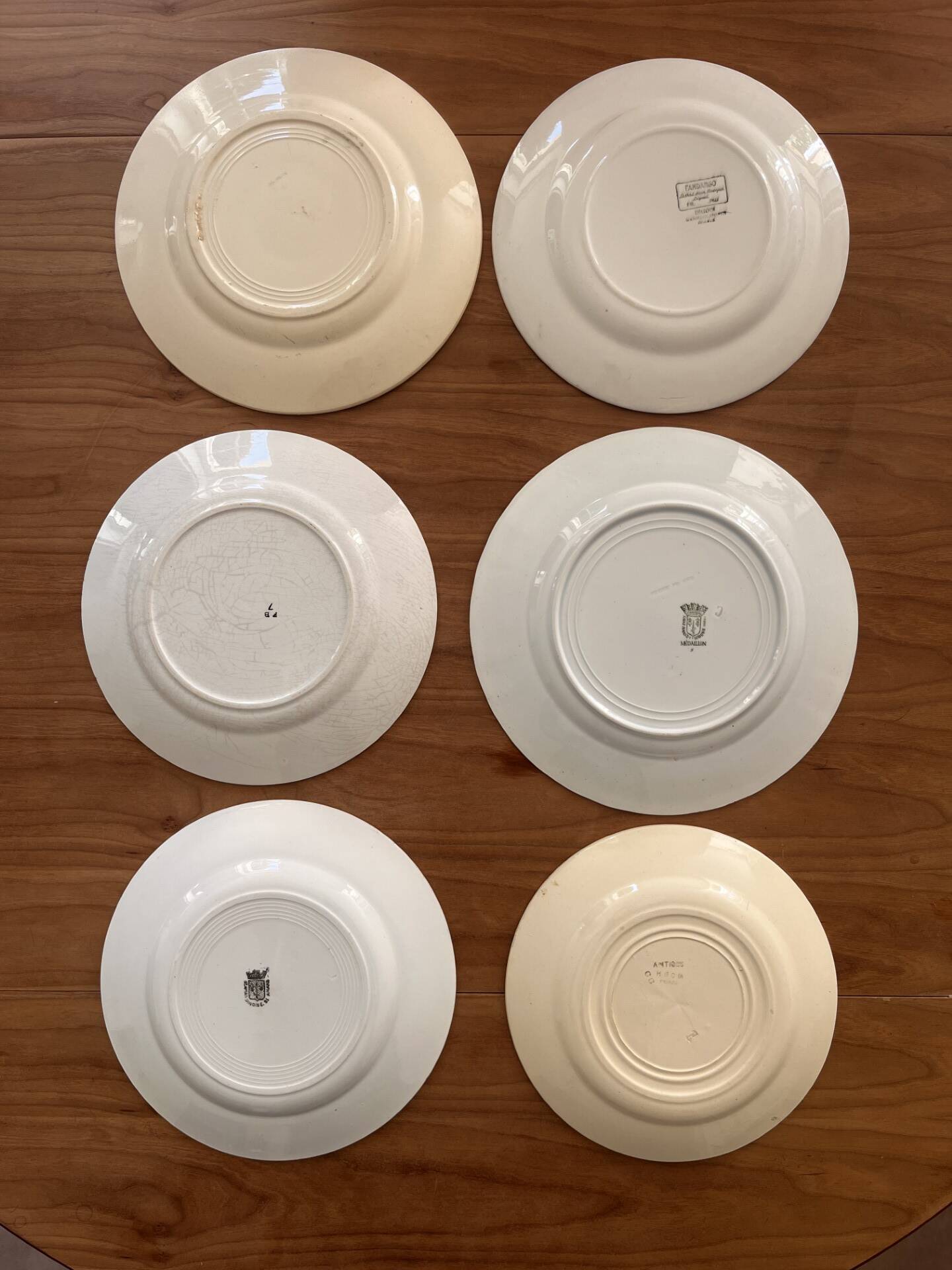 Assiettes anciennes dépareillées