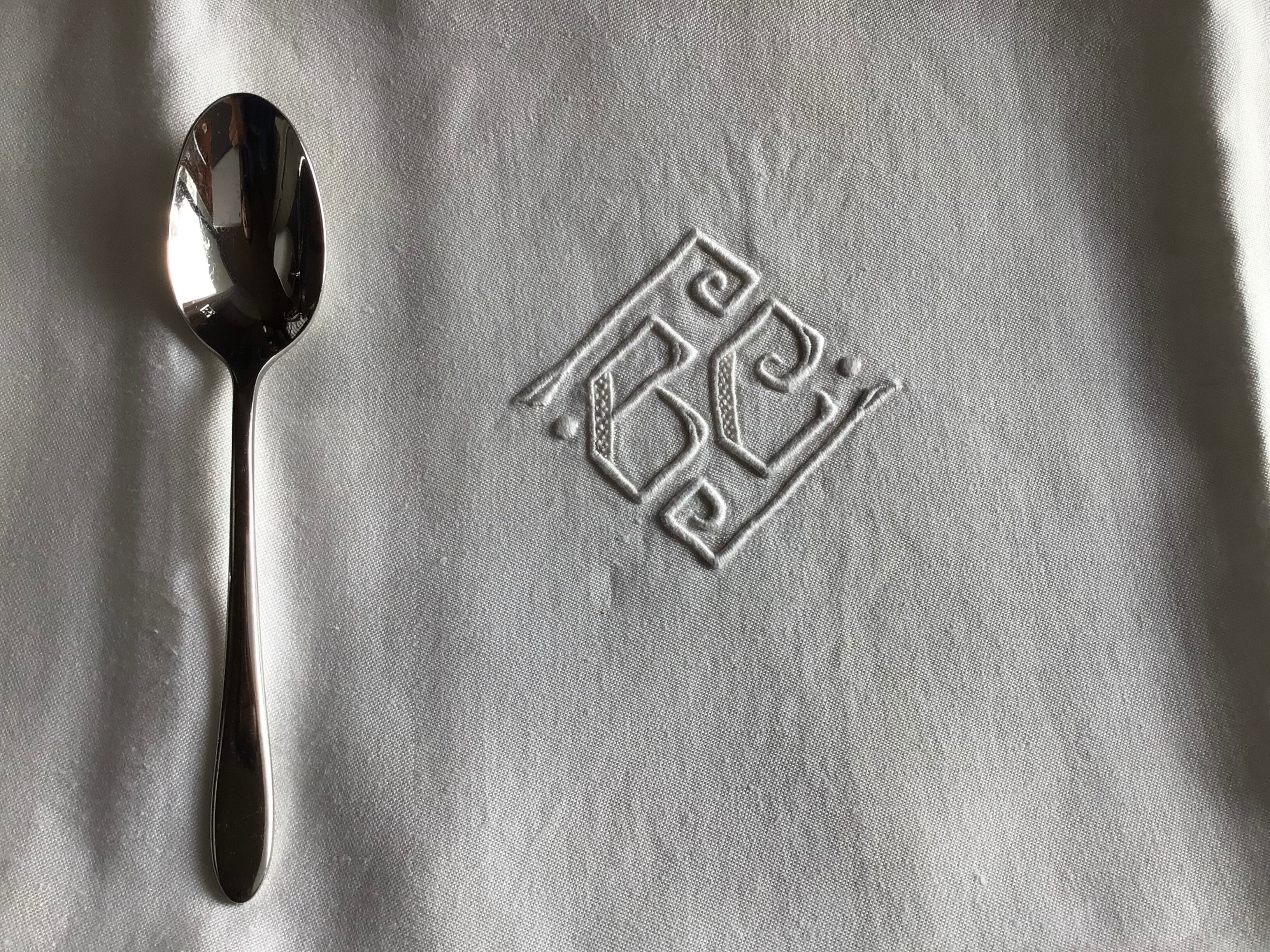 12 embroidered towels BC square damask ivory