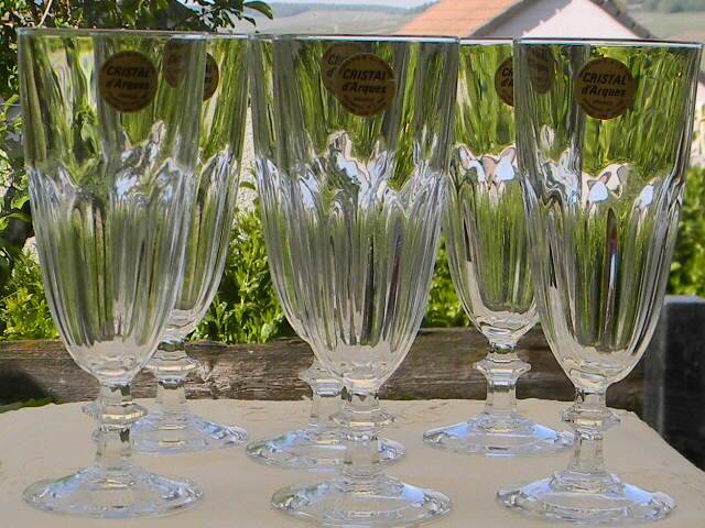 6 crystal champagne flutes from ARQUES. Rambouillet model.