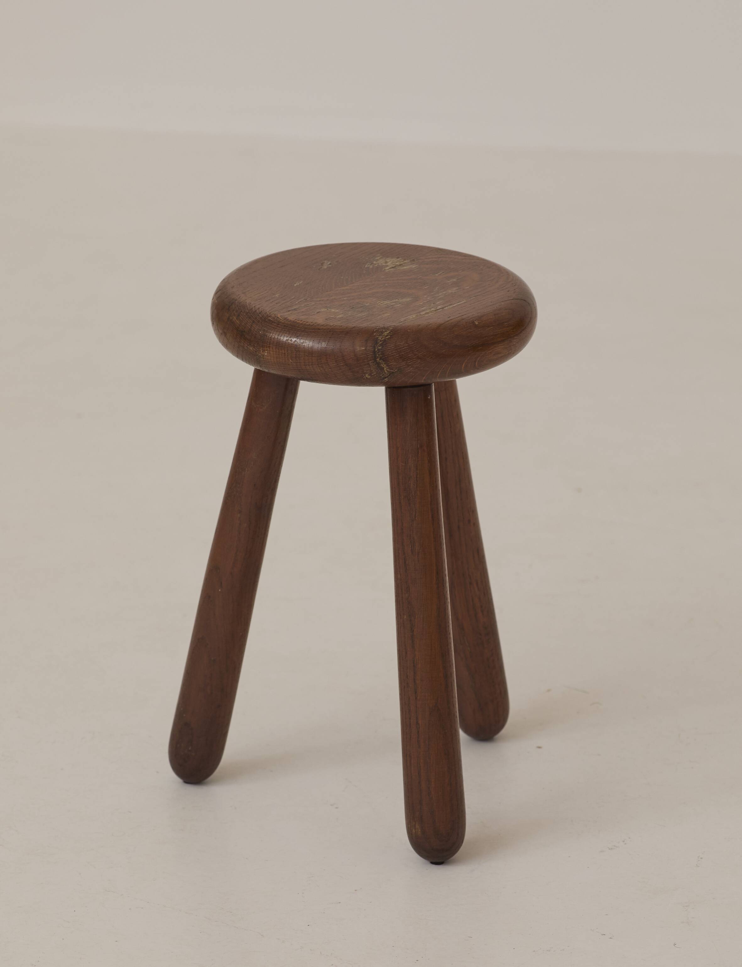 Vintage French tripod brutalist stool in solid wood (oak) C. 1960