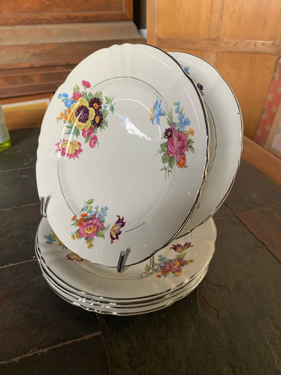 6 antique flat plates Moulin des Loups & Hamage – floral decoration