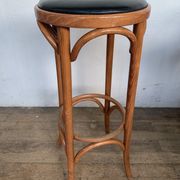 Series of 16 curved wooden bar stools dlg Thonet Baumann Fischel