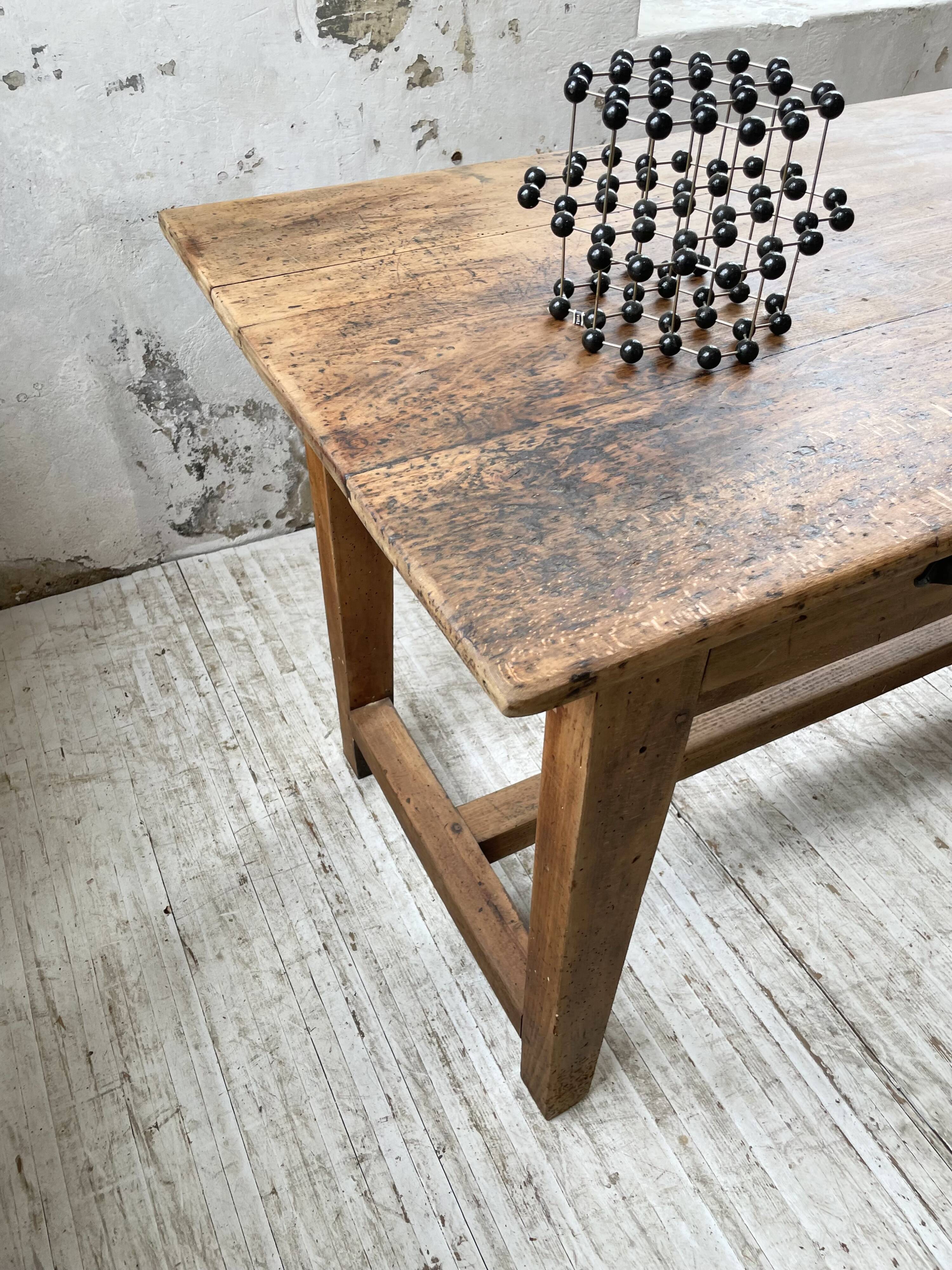 Oak island farmhouse table 2m