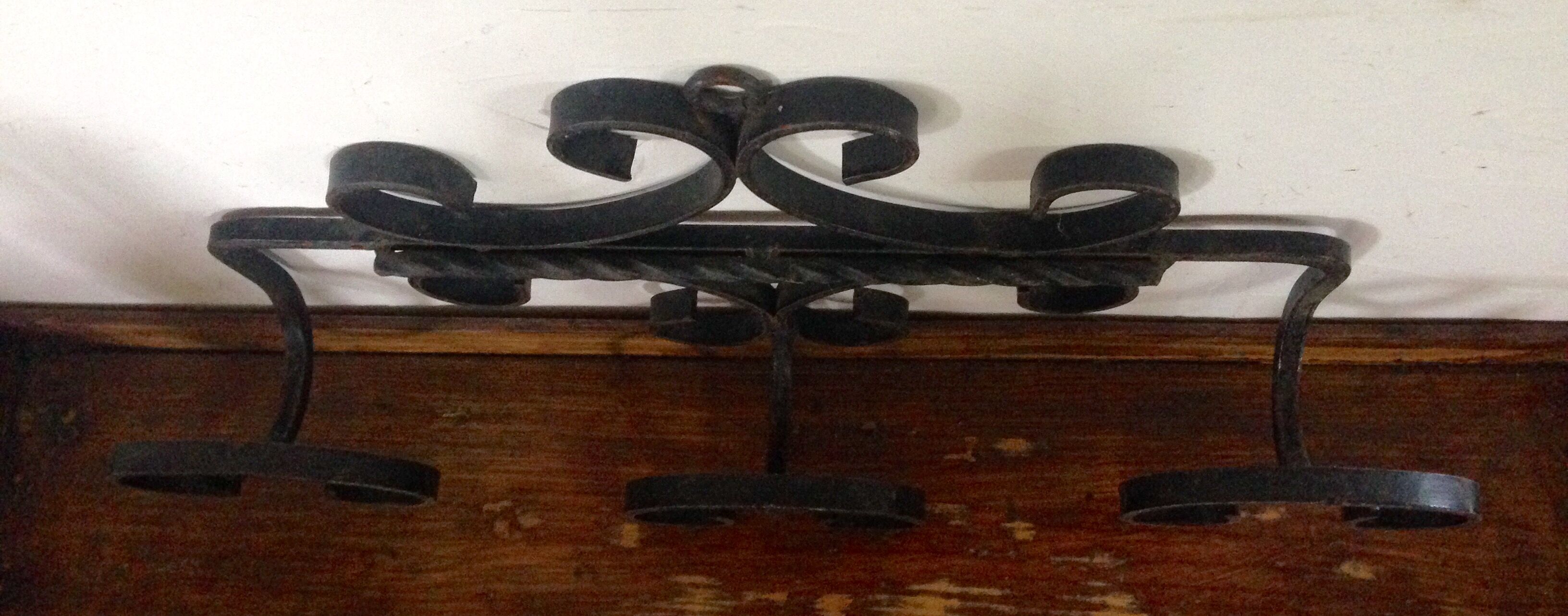Door coats iron forged 3 hooks