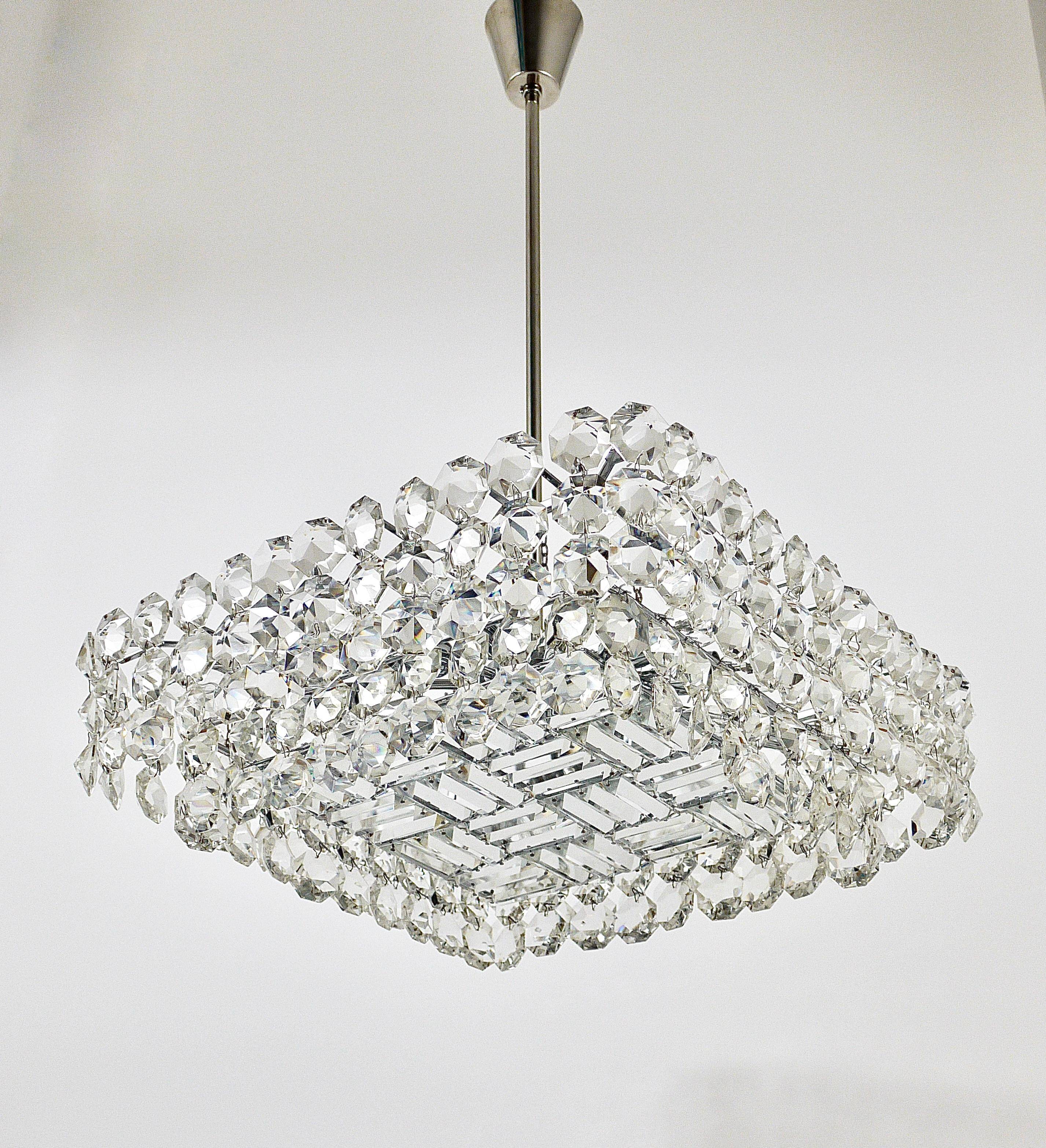 Large square chandelier by Bakalowits with diamond-shaped crystals, Austria, 1950s.