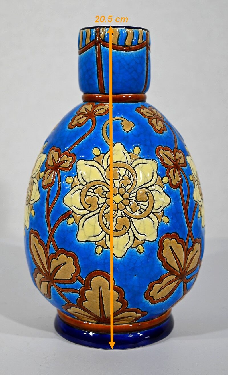 Vase decorated with flowers in enamels of longwy – early twentieth century