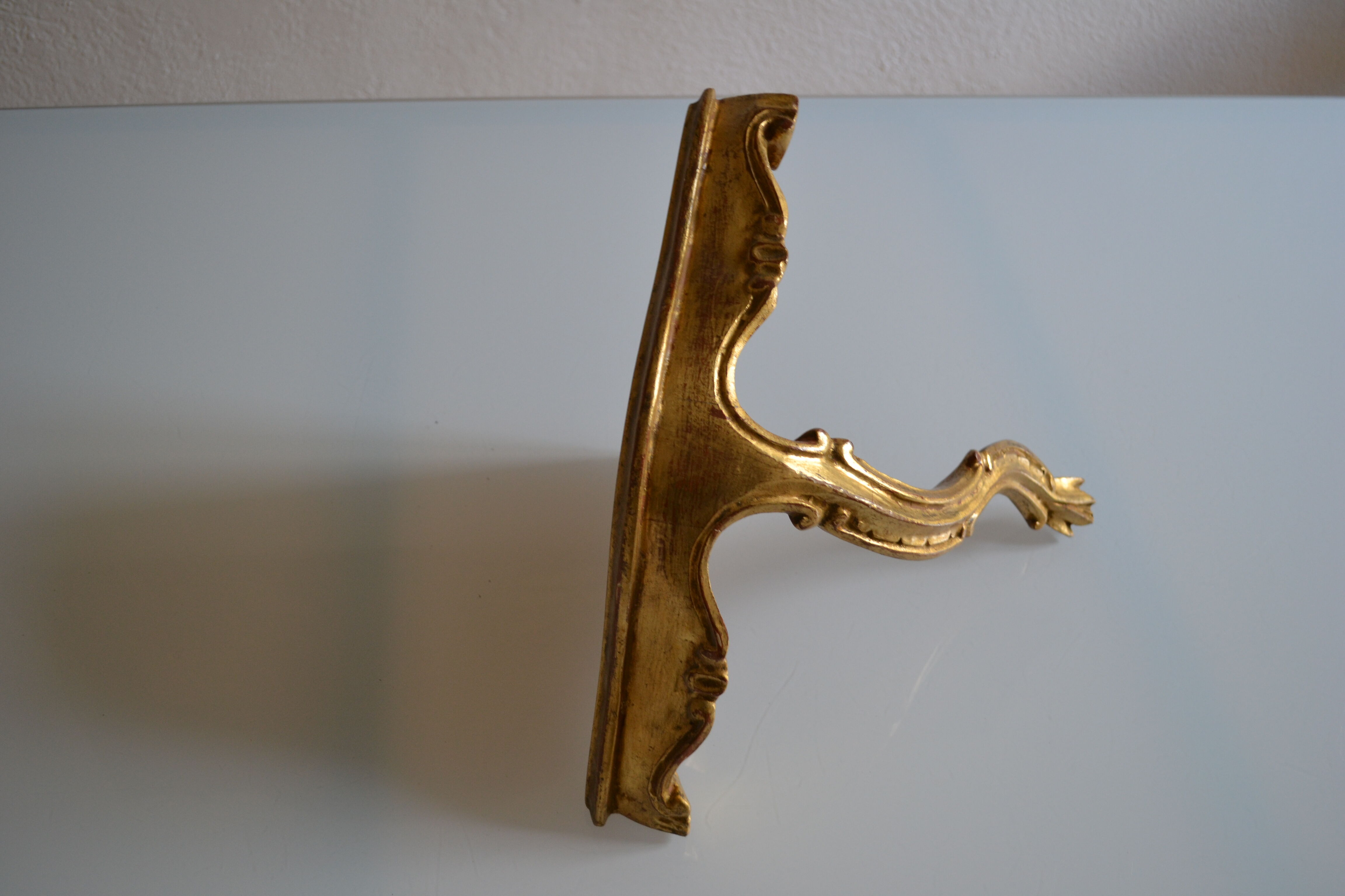 Baroque style corner console