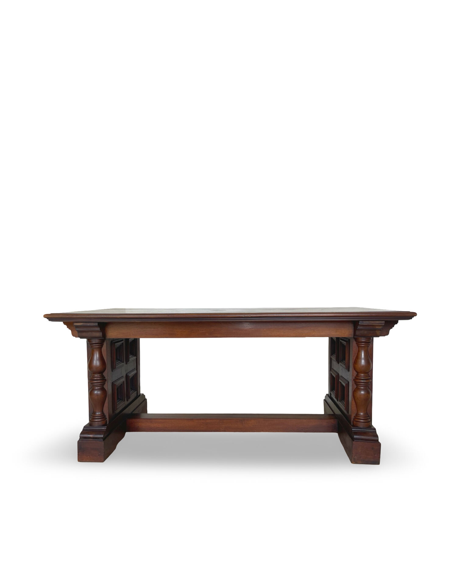 La table à manger extensible de haute qualité de style Renaissance italienne,