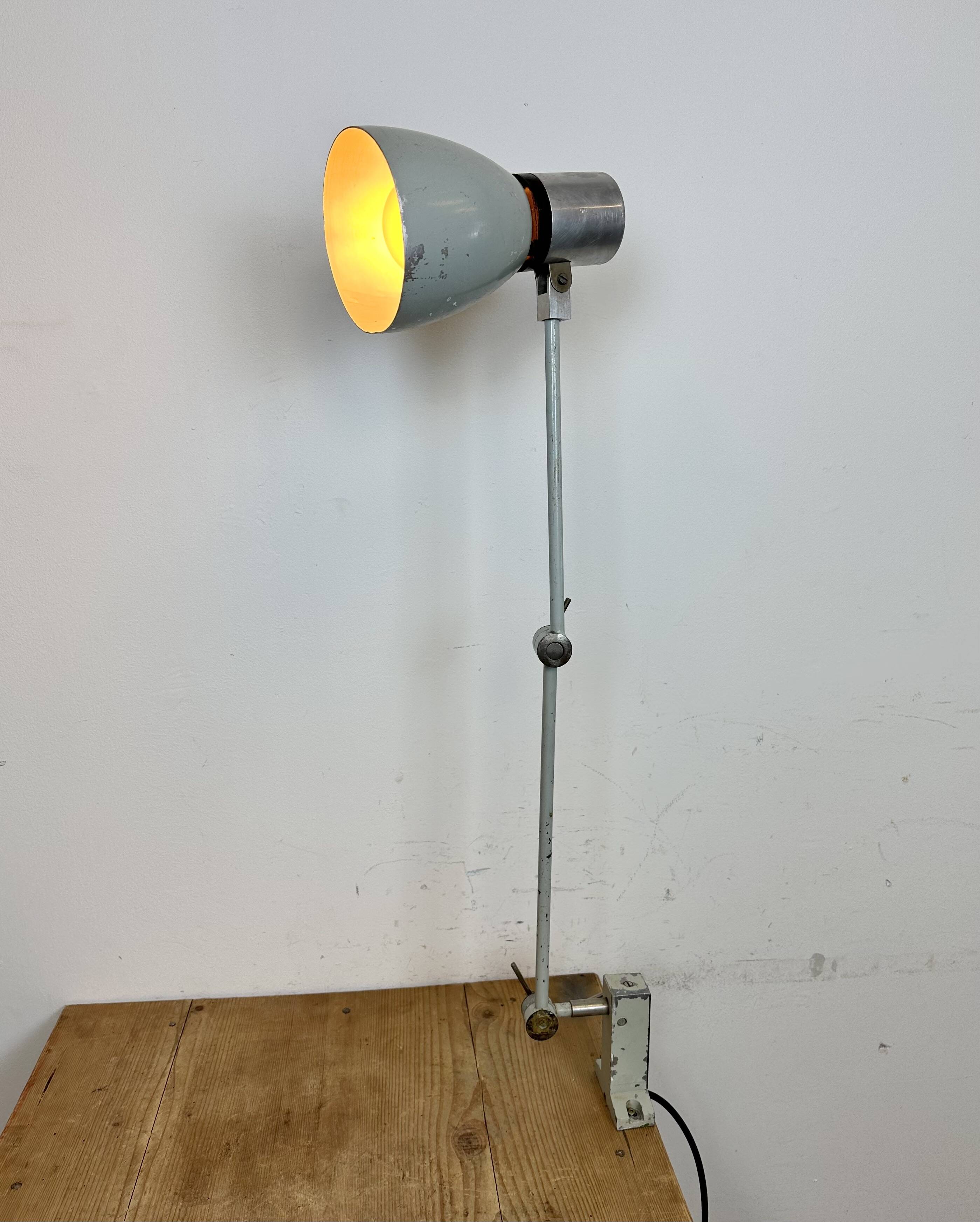 Lampe de Bureau Industrielle Grise d'Elektrosvit, 1970s