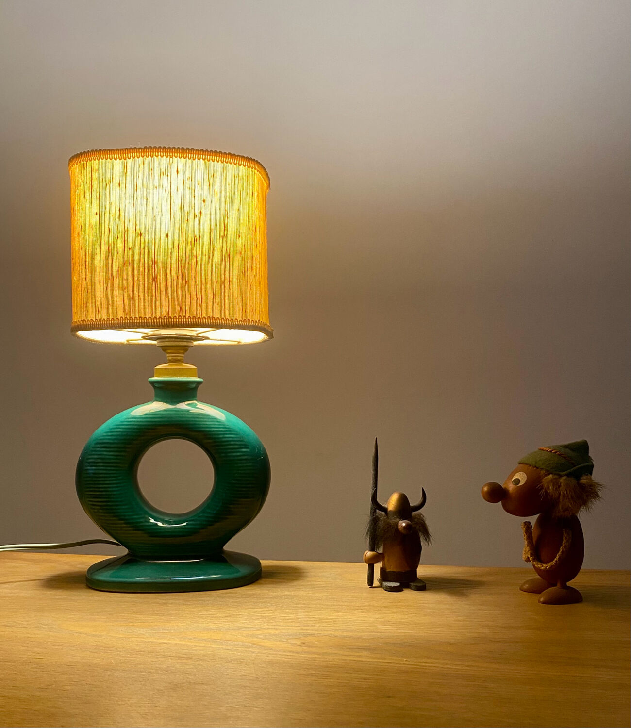 Table lamp in art ceramic Bordeaux
