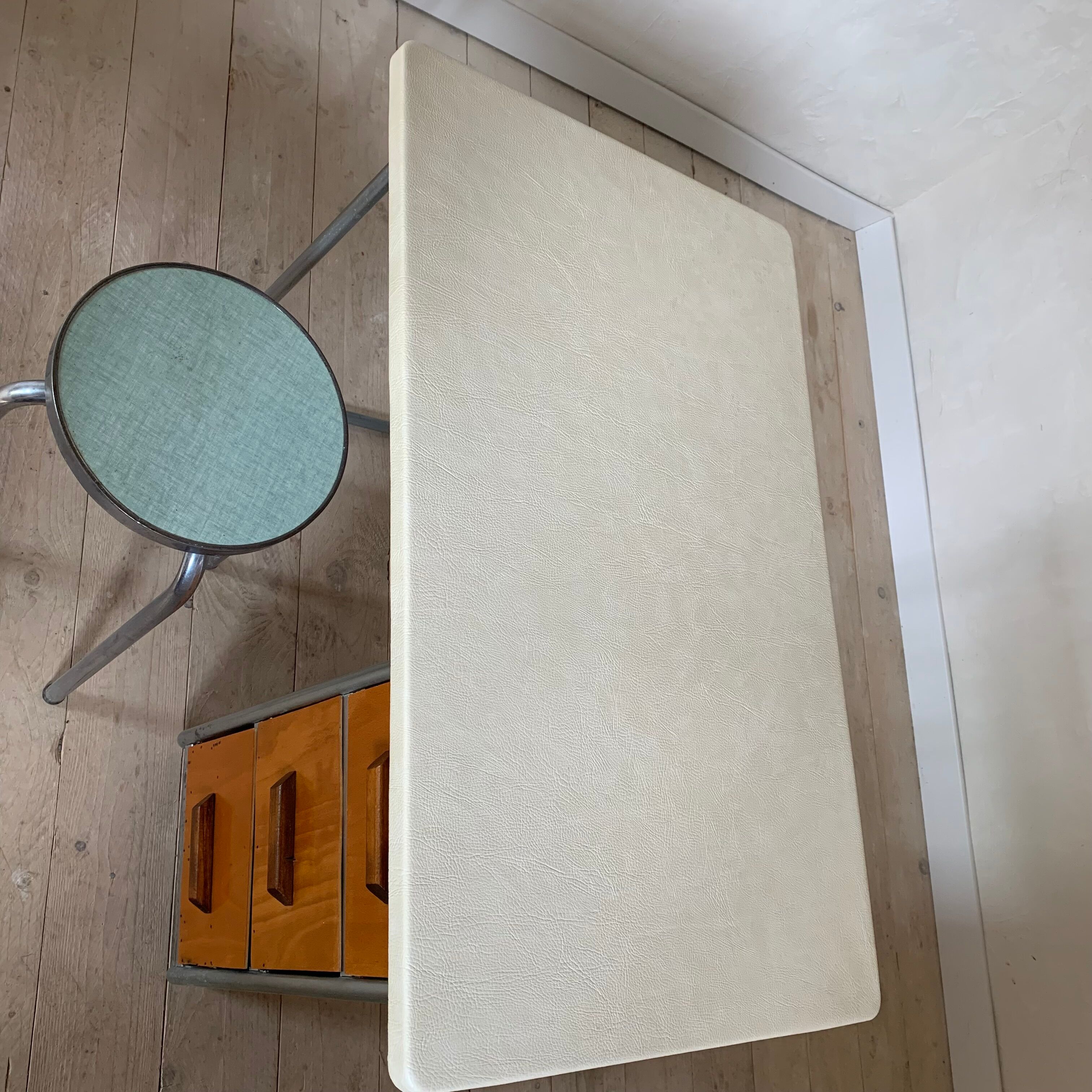 Bureau métal et bois vintage