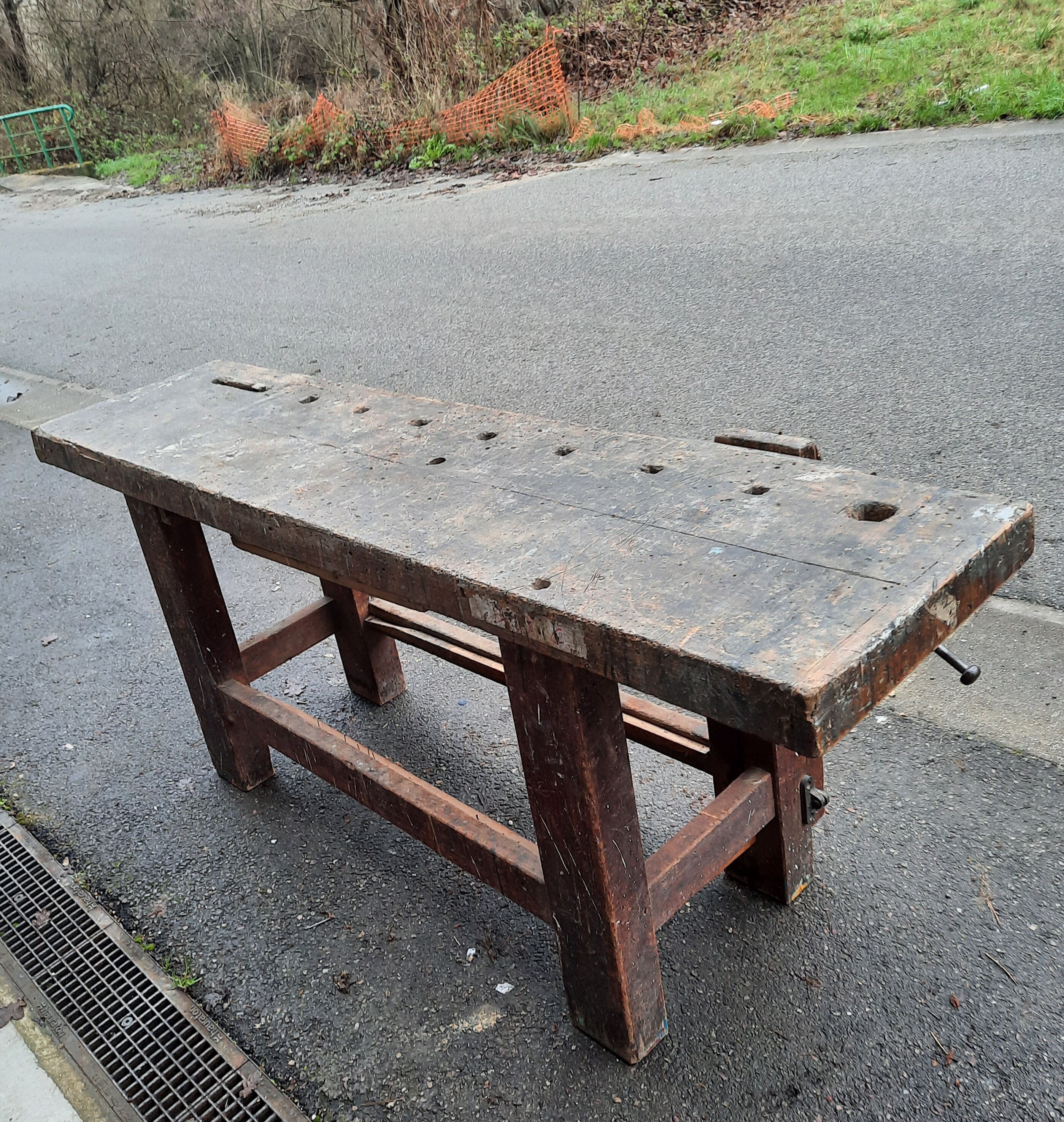 Solid wood workbench