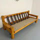 Canapé en pin massif et bouclette design scandinave des années 70