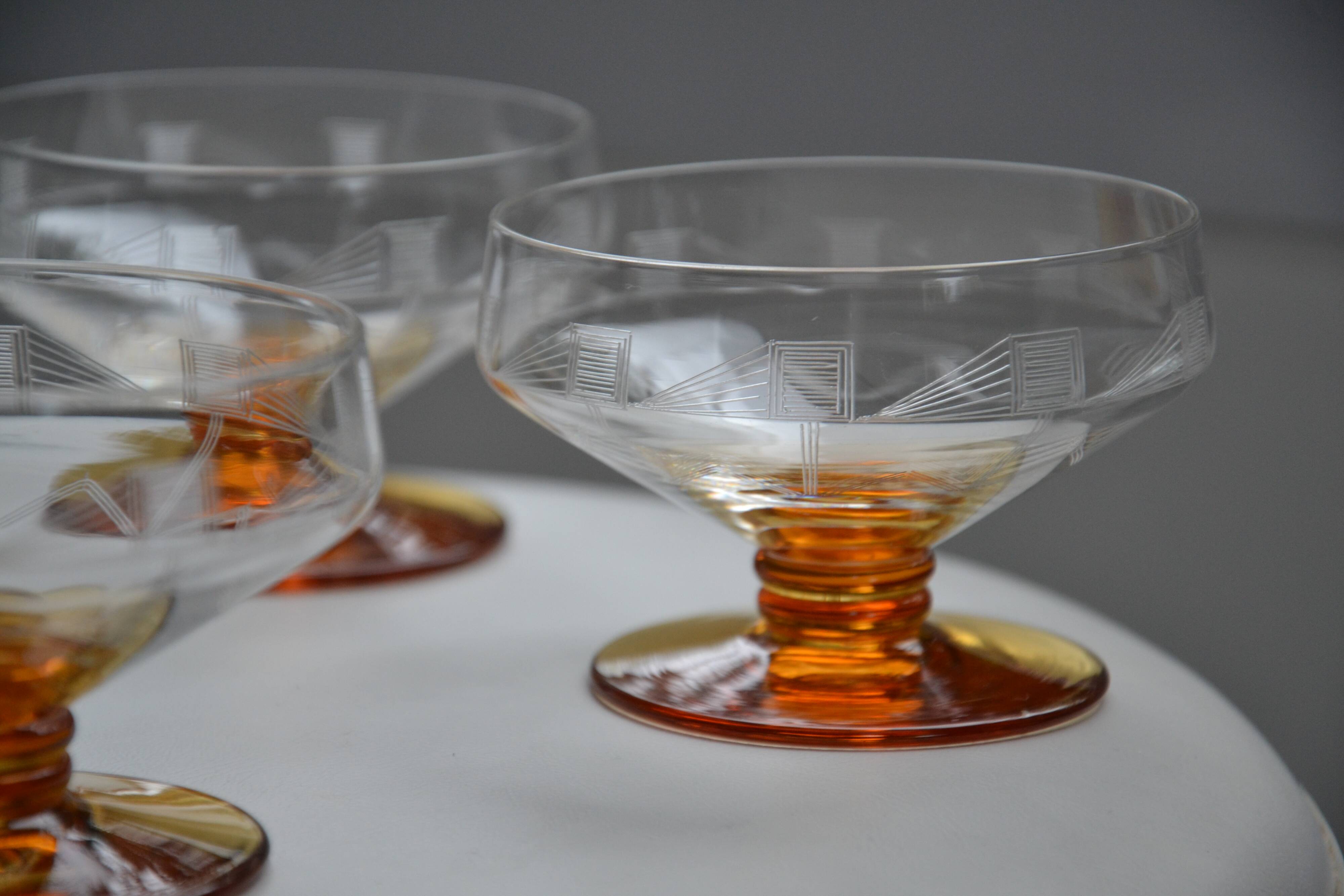 4 champagne glasses chiseled glass