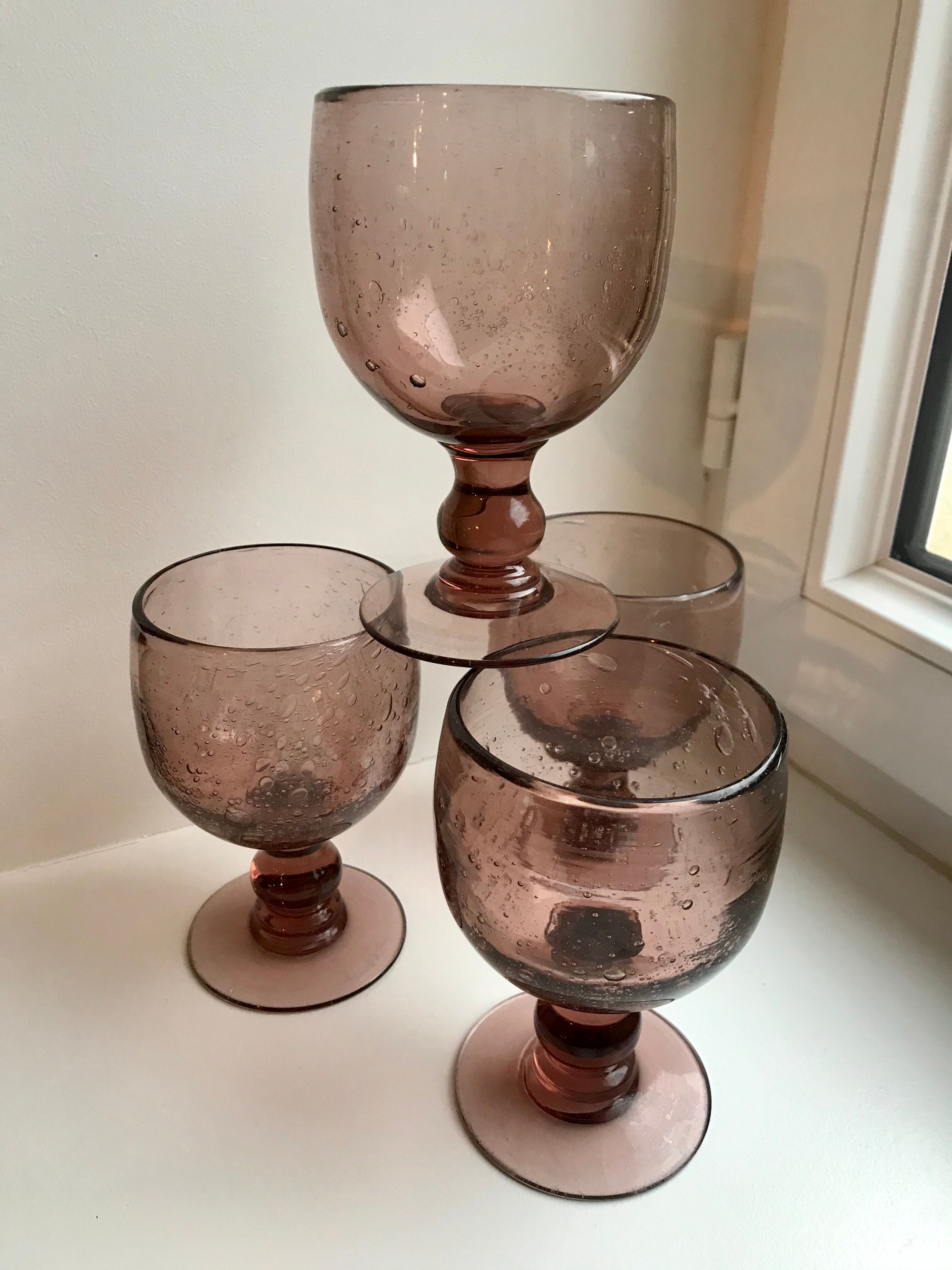 Set of 4 glasses with bubbled glass stems from biot violets 70s